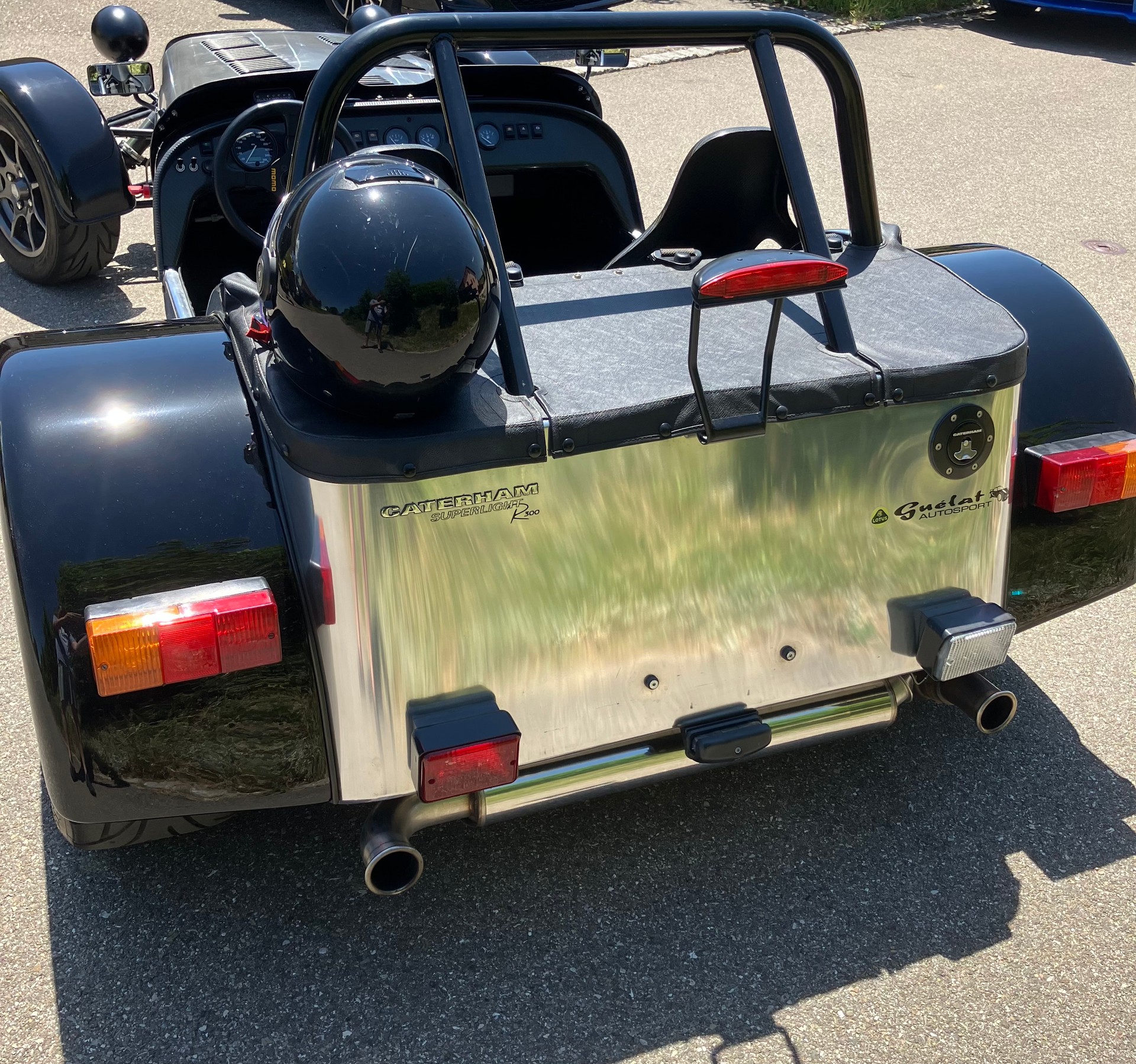 CATERHAM R300 Superlight-image-4