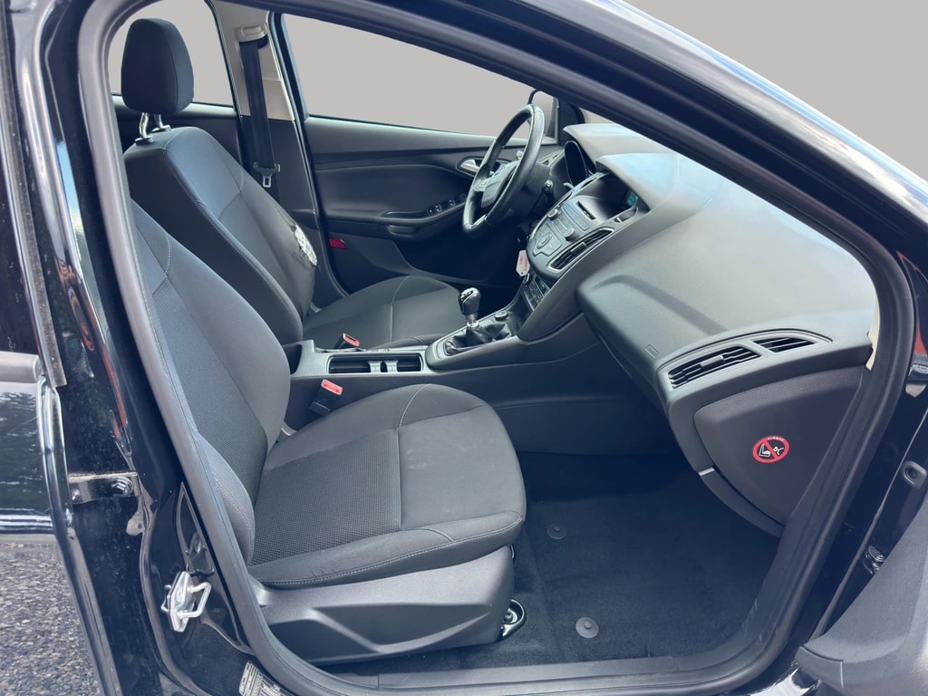 FORD Focus 1.0 SCTi Trend-image-8