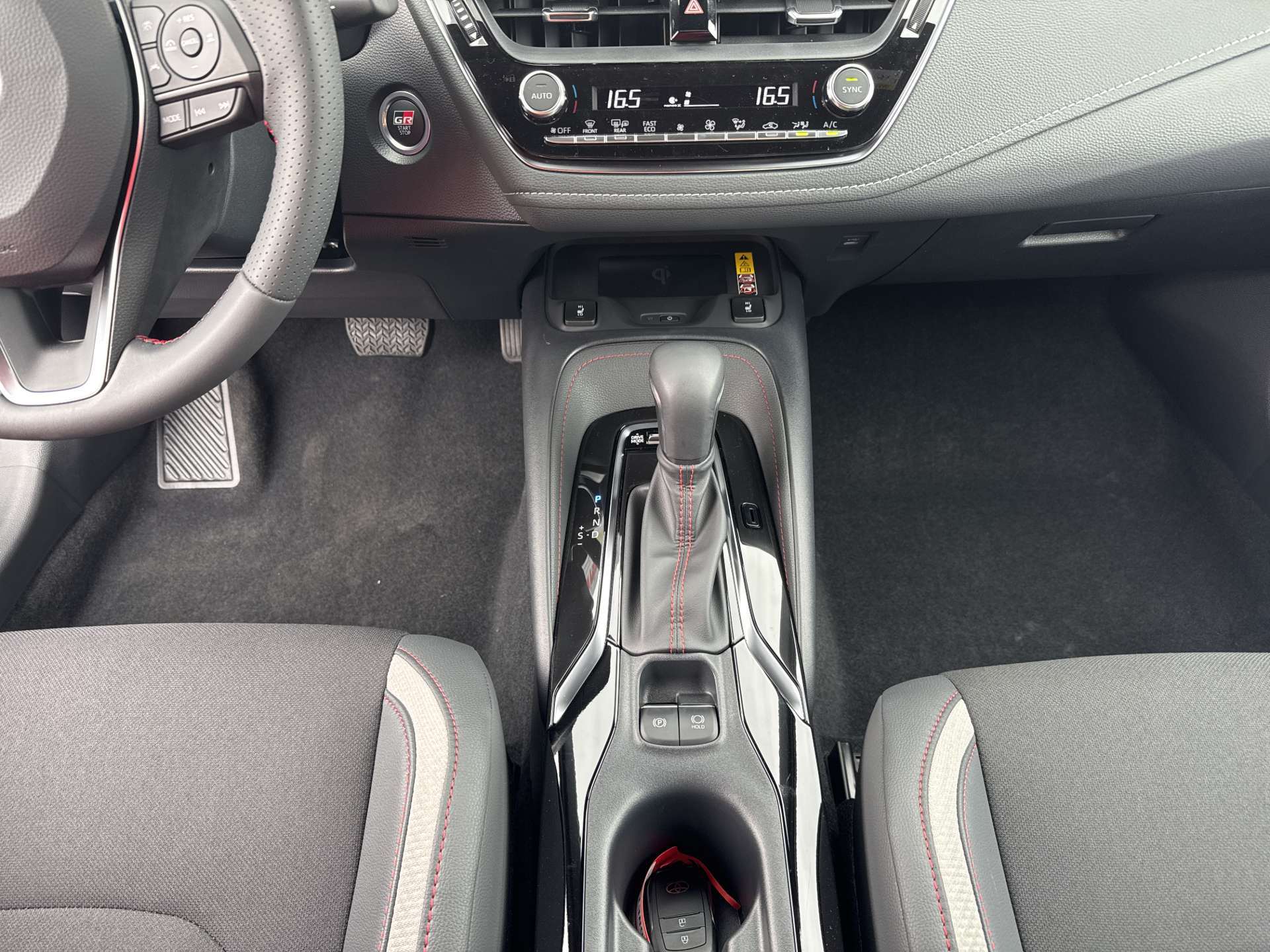 TOYOTA Corolla Touring Sports 2.0 HSD GR Sport e-CVT Automat-image-11