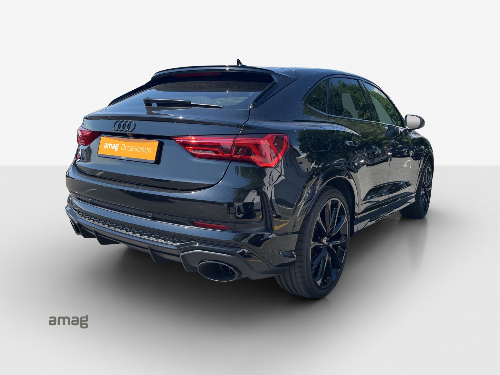 AUDI RS Q3 Sportback quattro S tronic-image-4