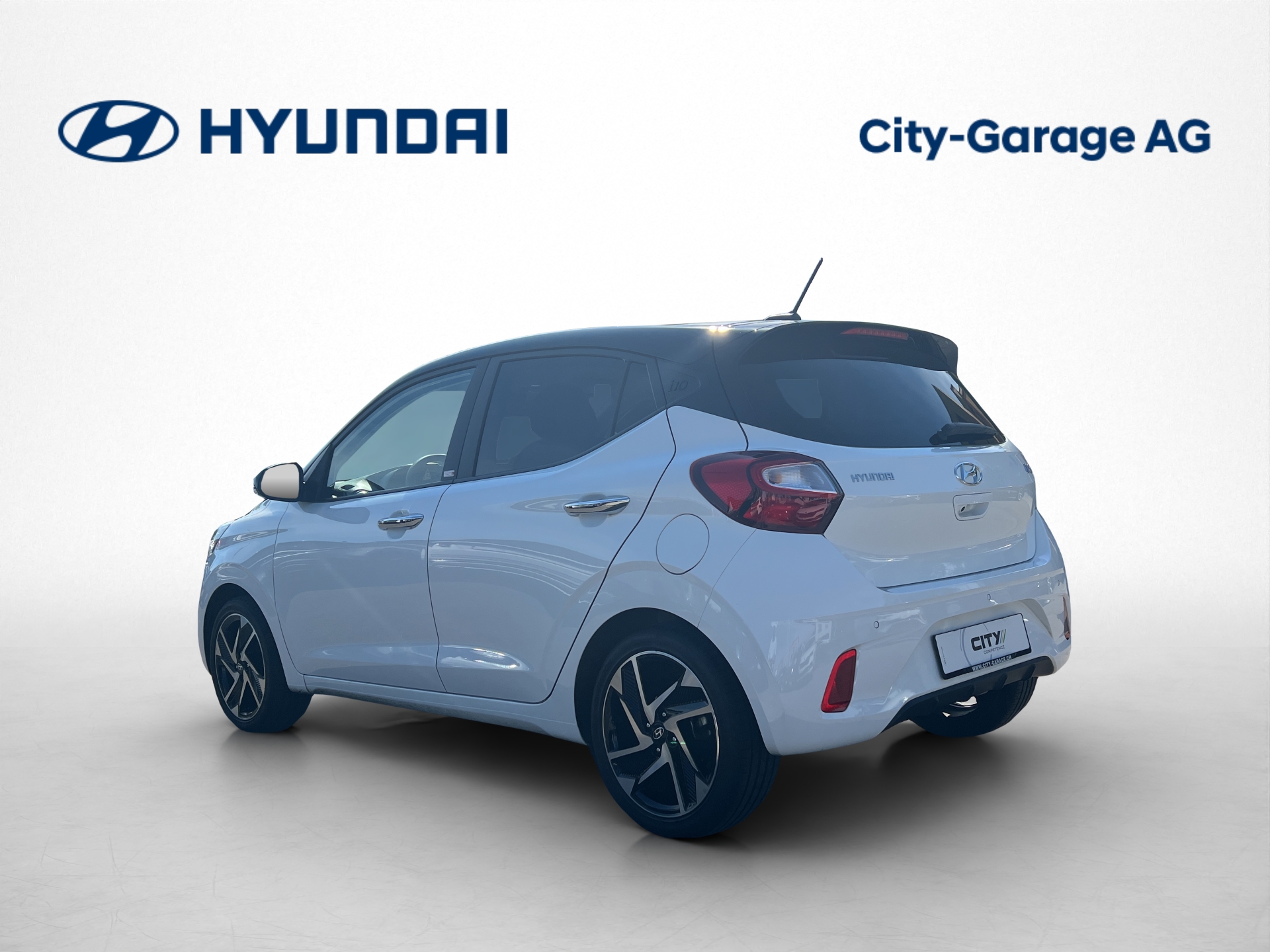 HYUNDAI i10 1.2 Vertex Automat-image-1