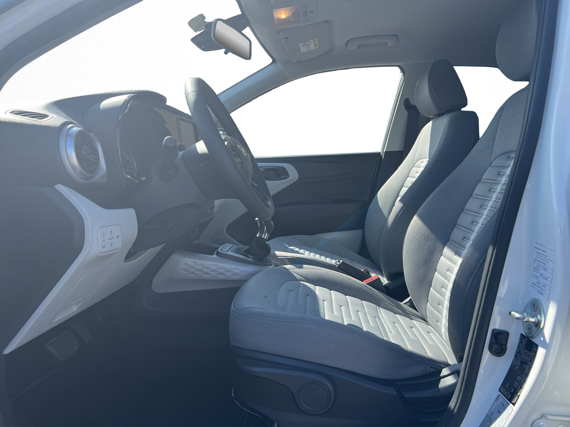 HYUNDAI i10 1.2 Vertex Automat-image-7