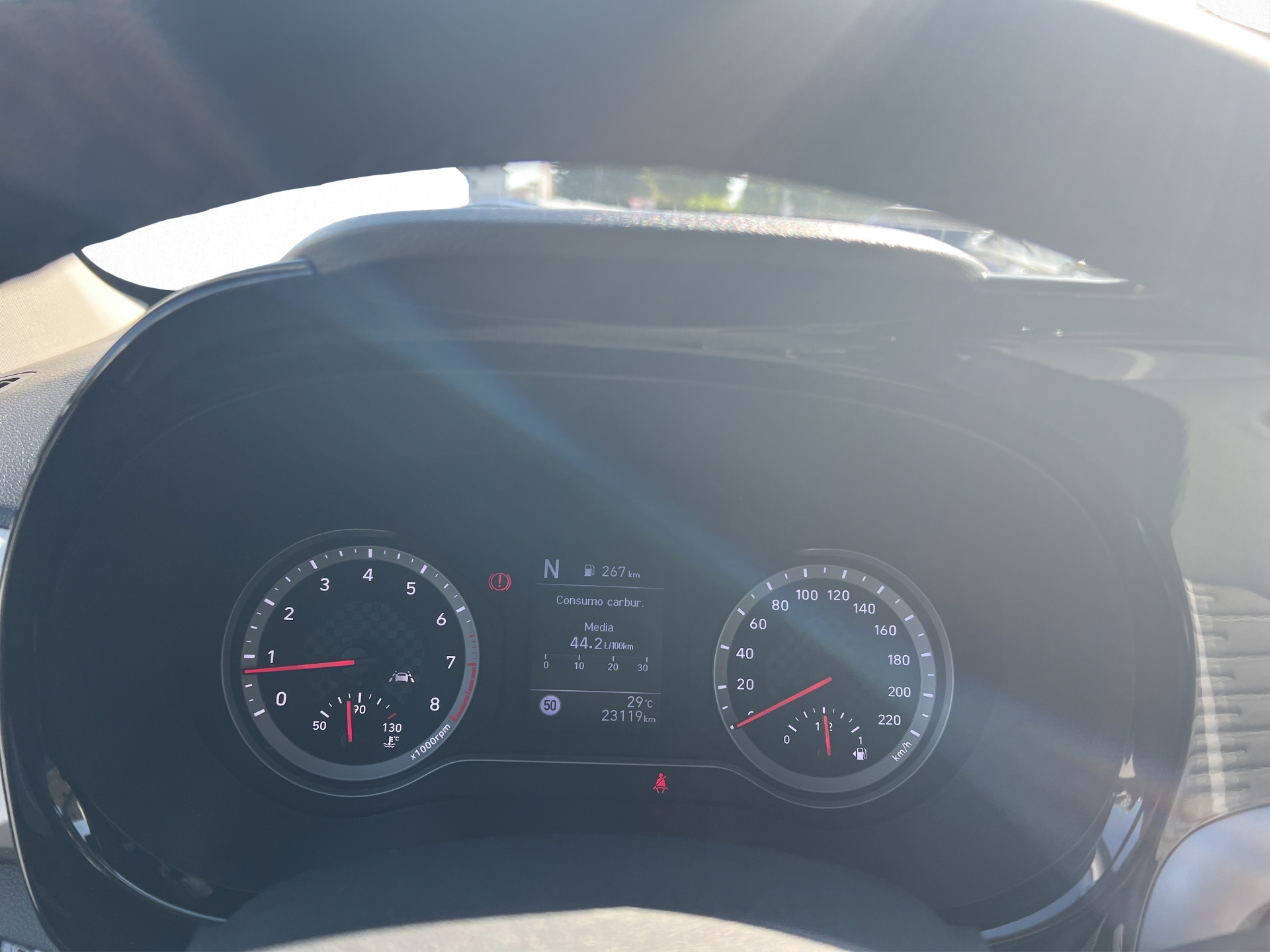 HYUNDAI i10 1.2 Vertex Automat-image-9