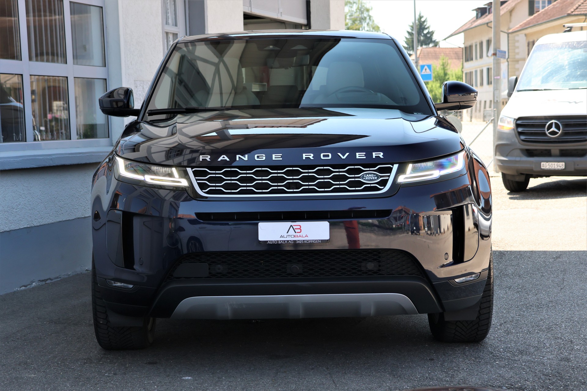 LAND ROVER Range Rover Evoque P 200 MHEV SE AT9 (CH)-image-1