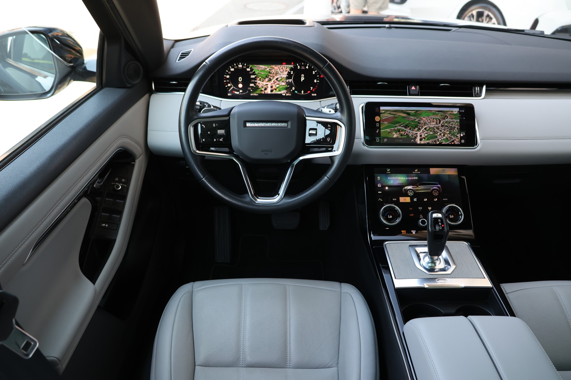 LAND ROVER Range Rover Evoque P 200 MHEV SE AT9 (CH)-image-12