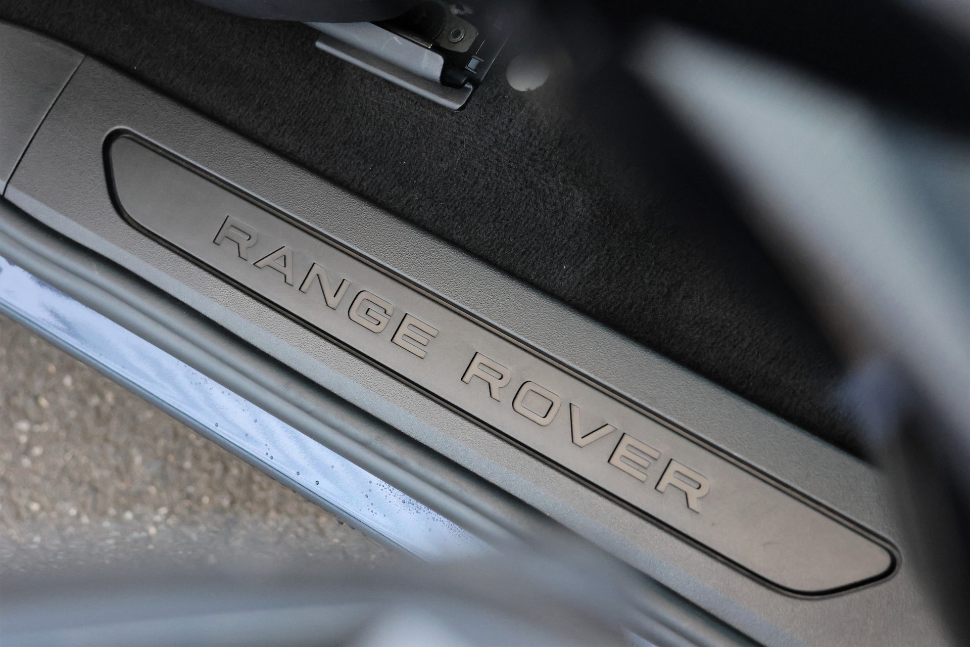 LAND ROVER Range Rover Evoque P 200 MHEV SE AT9 (CH)-image-19