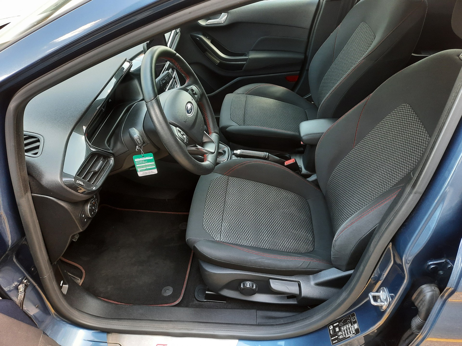 FORD Fiesta 1.0 SCTi ST Line-image-9