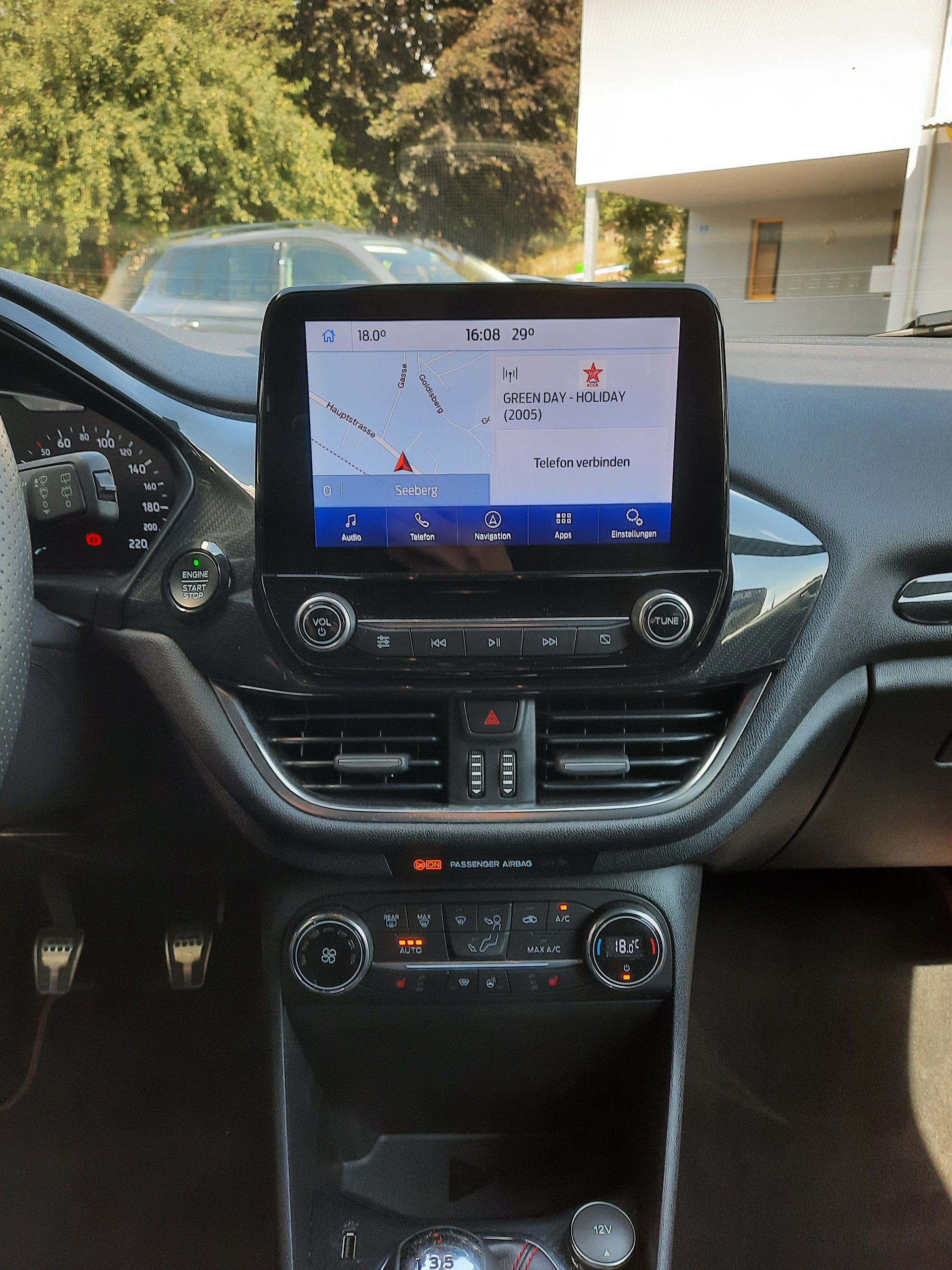 FORD Fiesta 1.0 SCTi ST Line-image-11