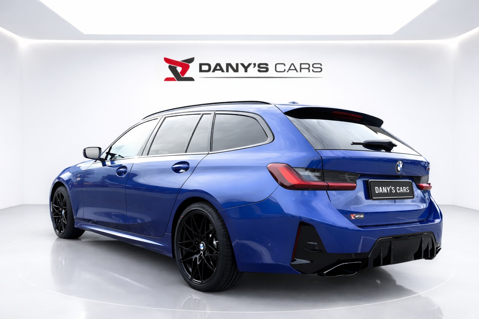 BMW M340i xDrive 48V Touring Steptronic M Sport-image-7