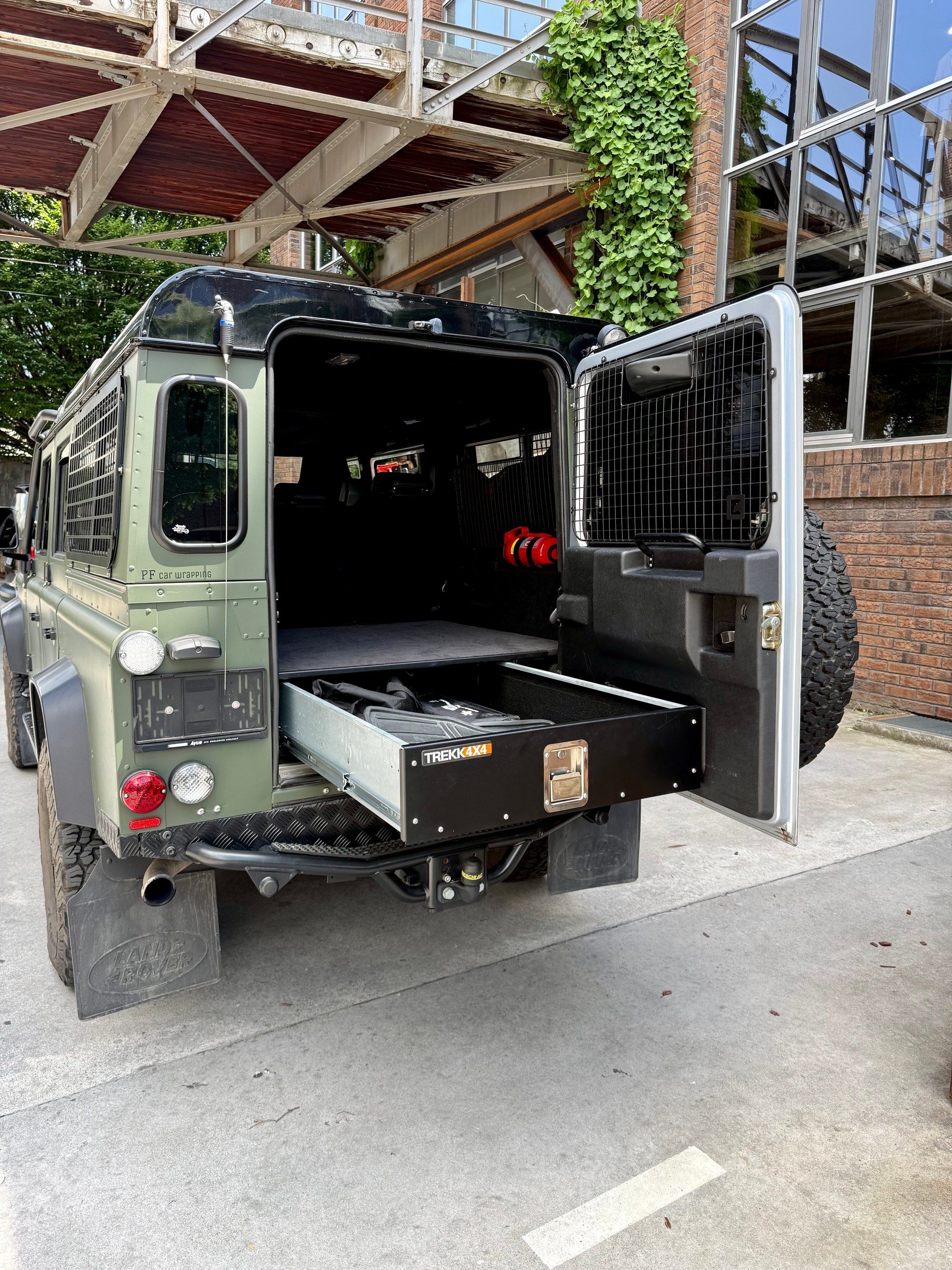 LAND ROVER 2.4 Tdi-image-9