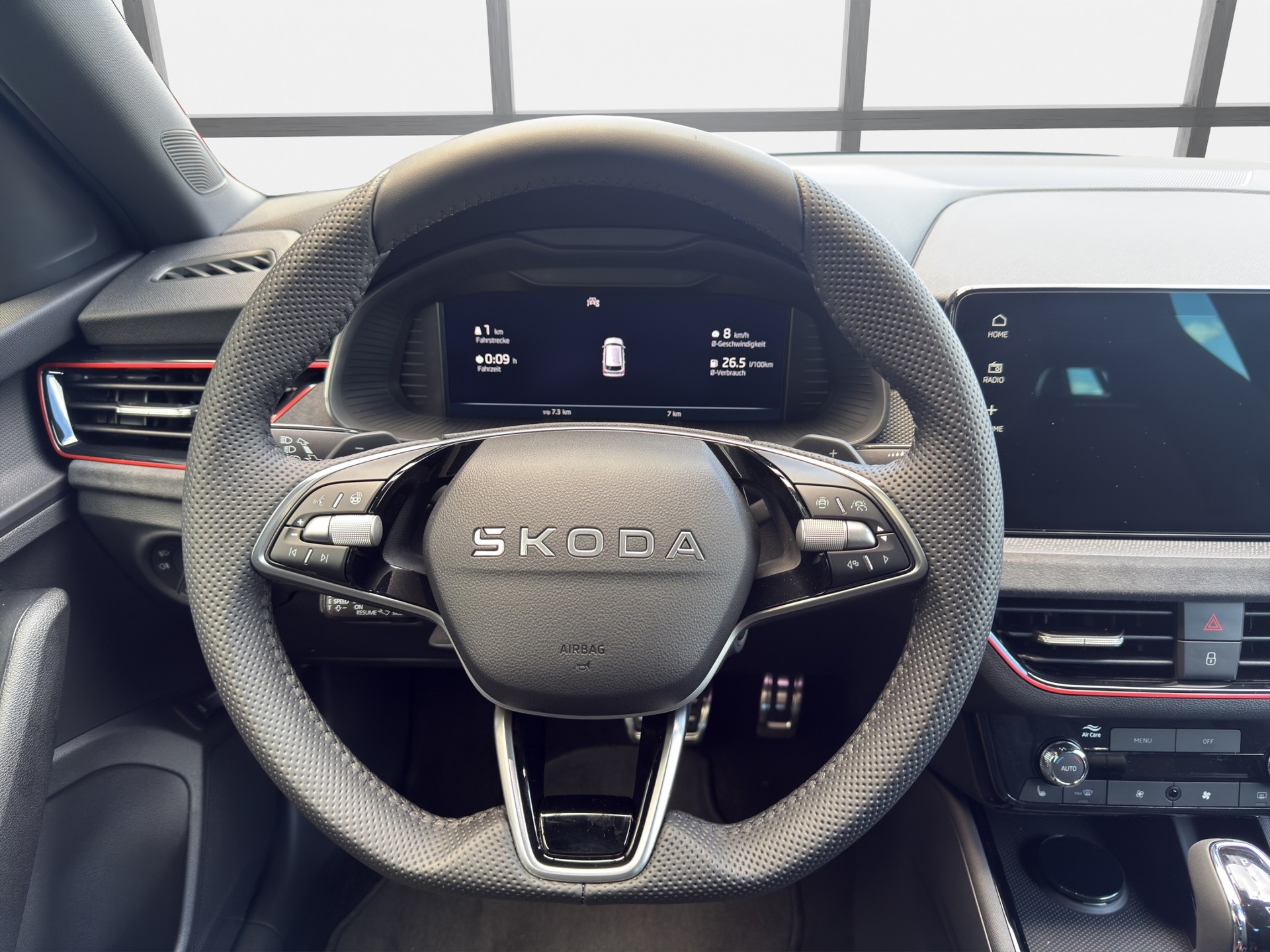 SKODA Kamiq 1.5 TSI Dynamic DSG-image-8