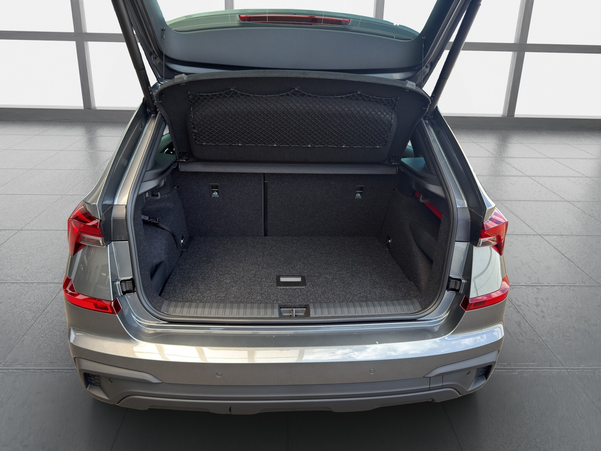 SKODA Kamiq 1.5 TSI Dynamic DSG-image-12