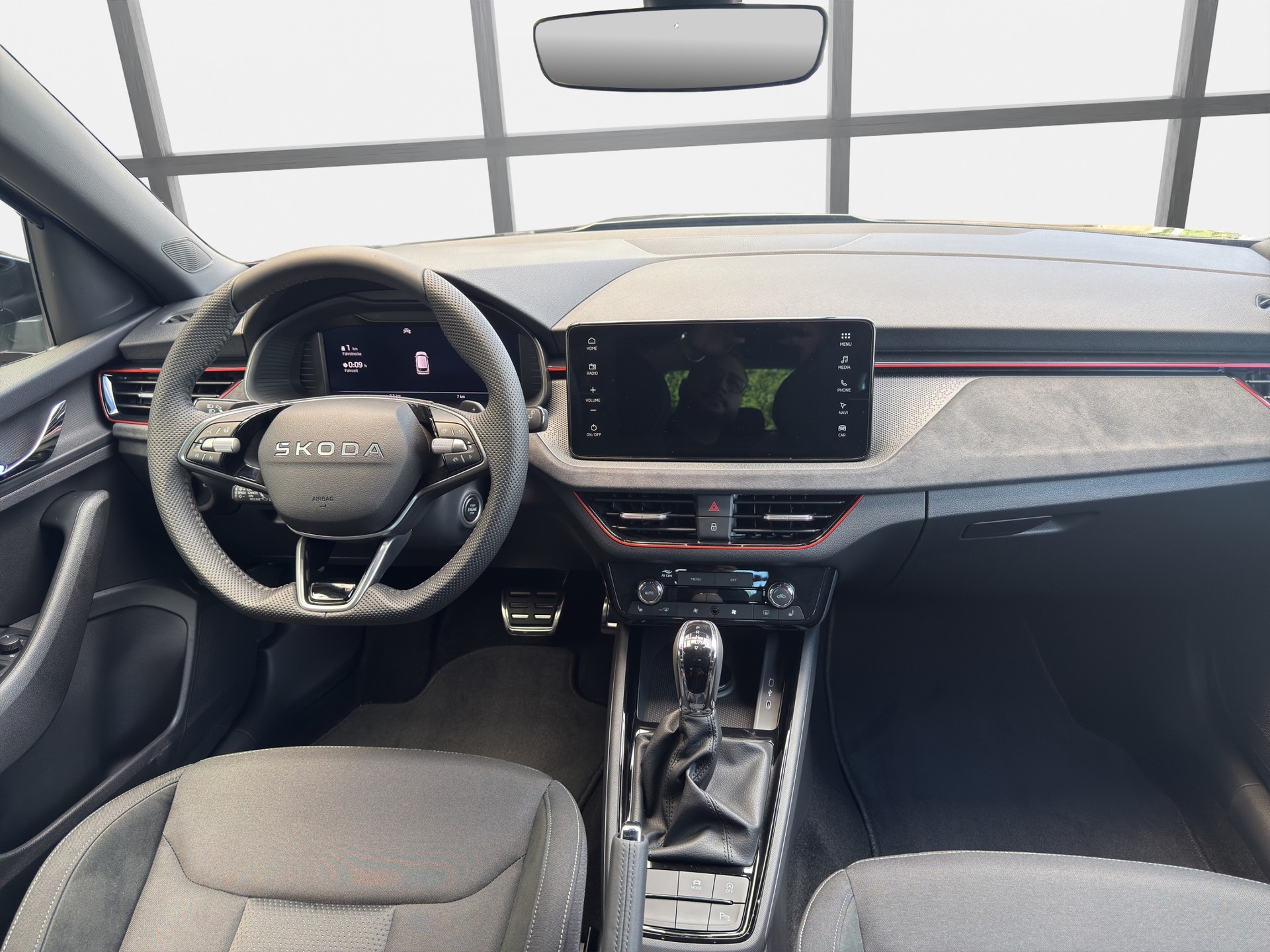 SKODA Kamiq 1.5 TSI Dynamic DSG-image-7