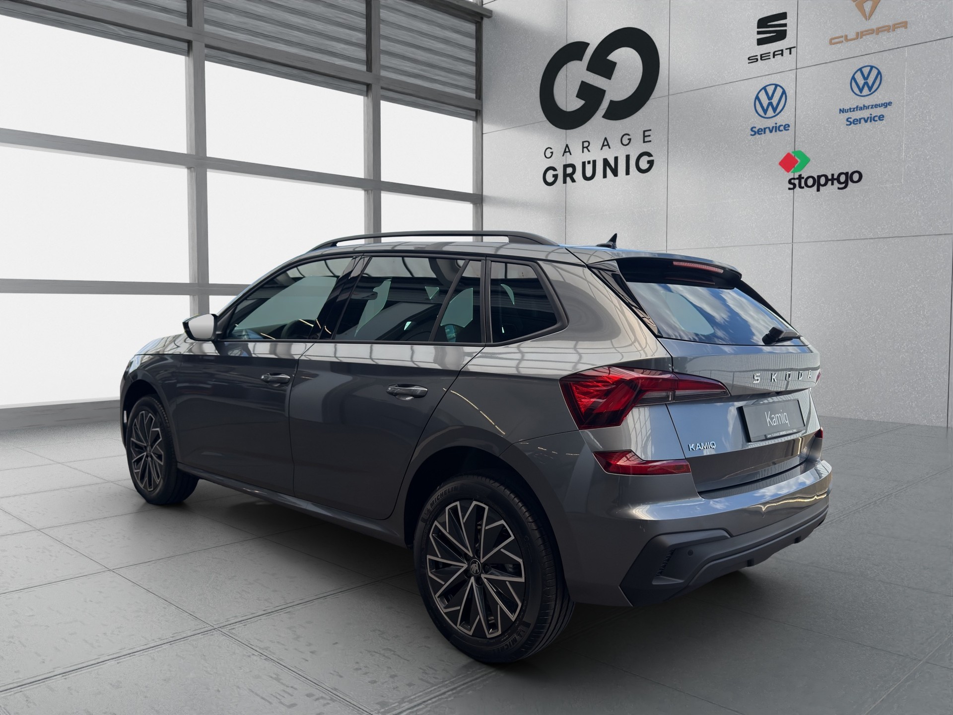 SKODA Kamiq 1.5 TSI Dynamic DSG-showroom-element-3