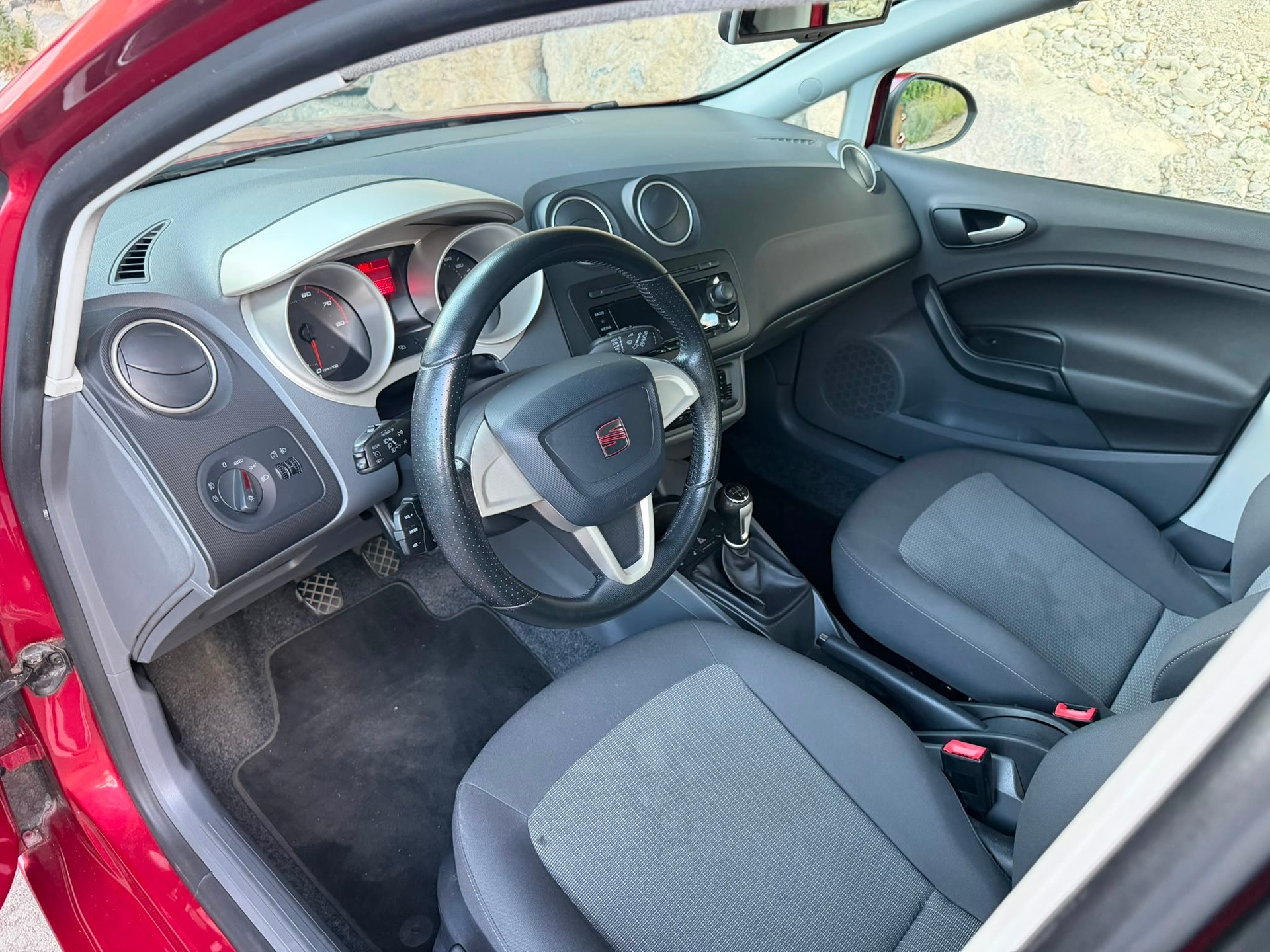 SEAT Ibiza 1.2 TSI Style Eco Tech-image-6