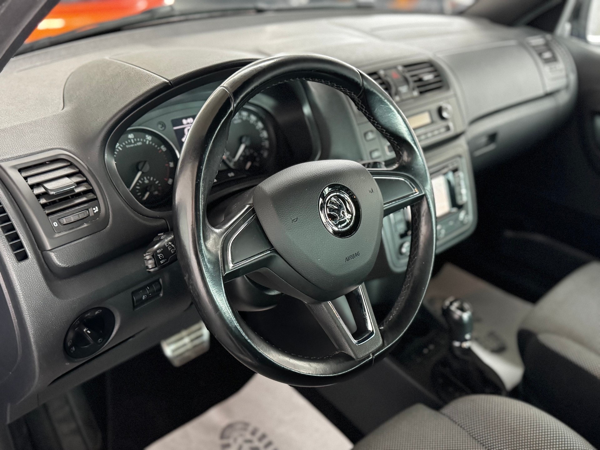 SKODA Fabia 1.2 TSI Monte Carlo DSG-image-10