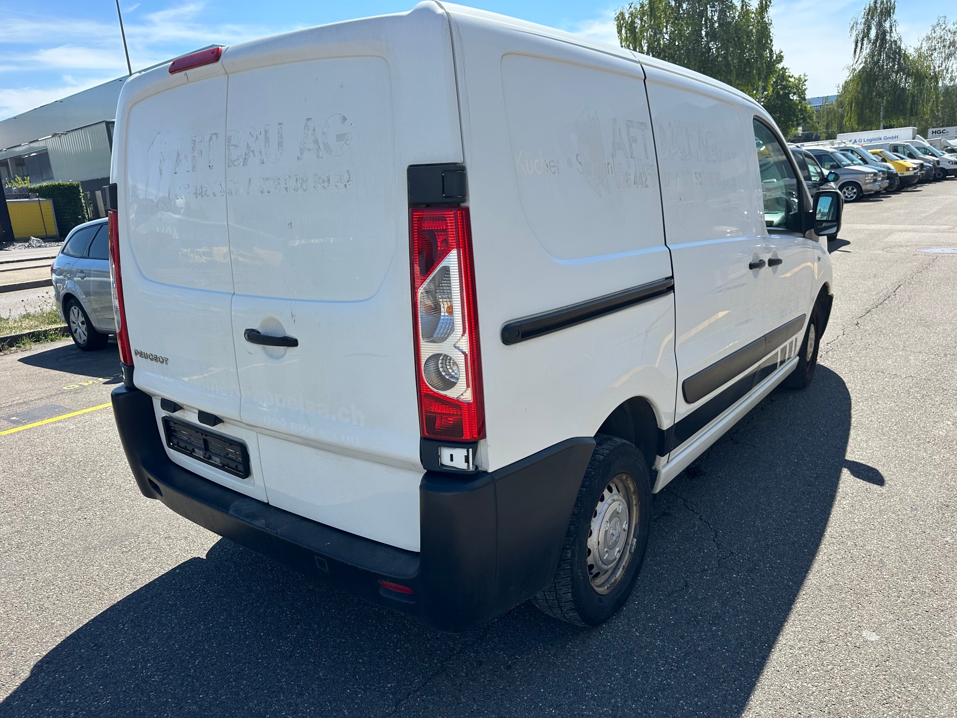 PEUGEOT Expert 1.6 HDi 227 L1H1-image-1
