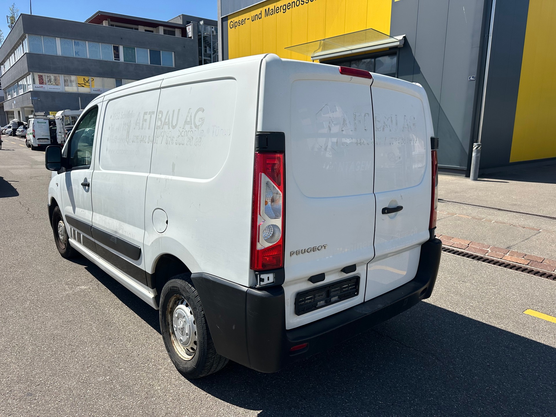 PEUGEOT Expert 1.6 HDi 227 L1H1-image-3