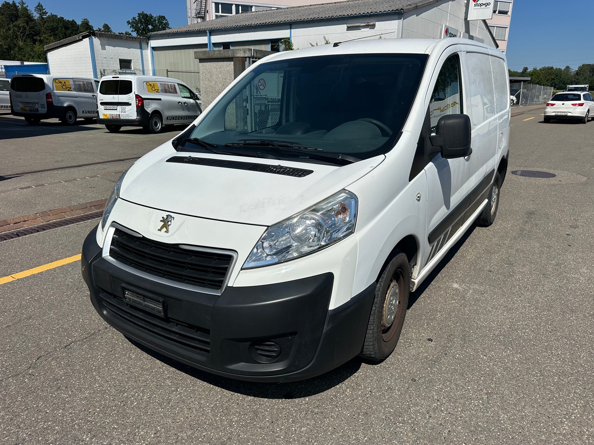 PEUGEOT Expert 1.6 HDi 227 L1H1-image-2