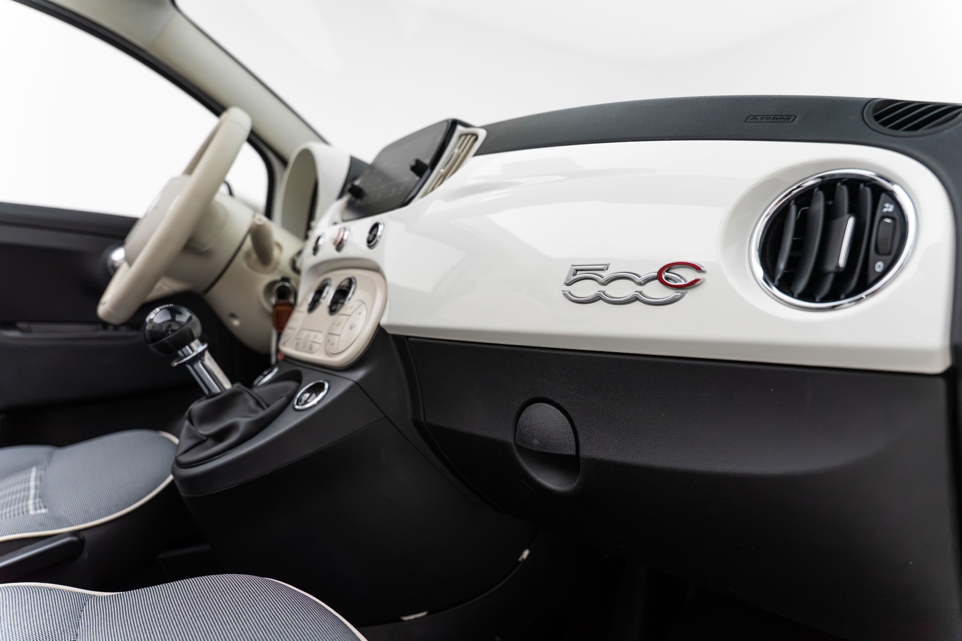 FIAT 500C 0.9 Twinair Turbo Lounge-image-21