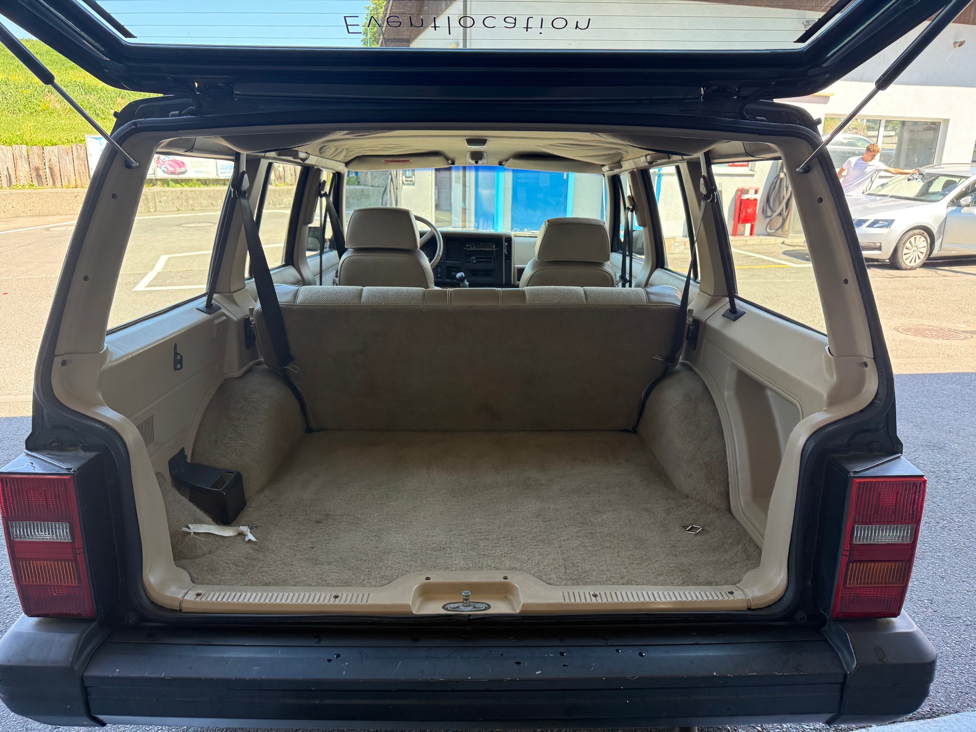 JEEP Cherokee 2.5 Jamboree-image-9
