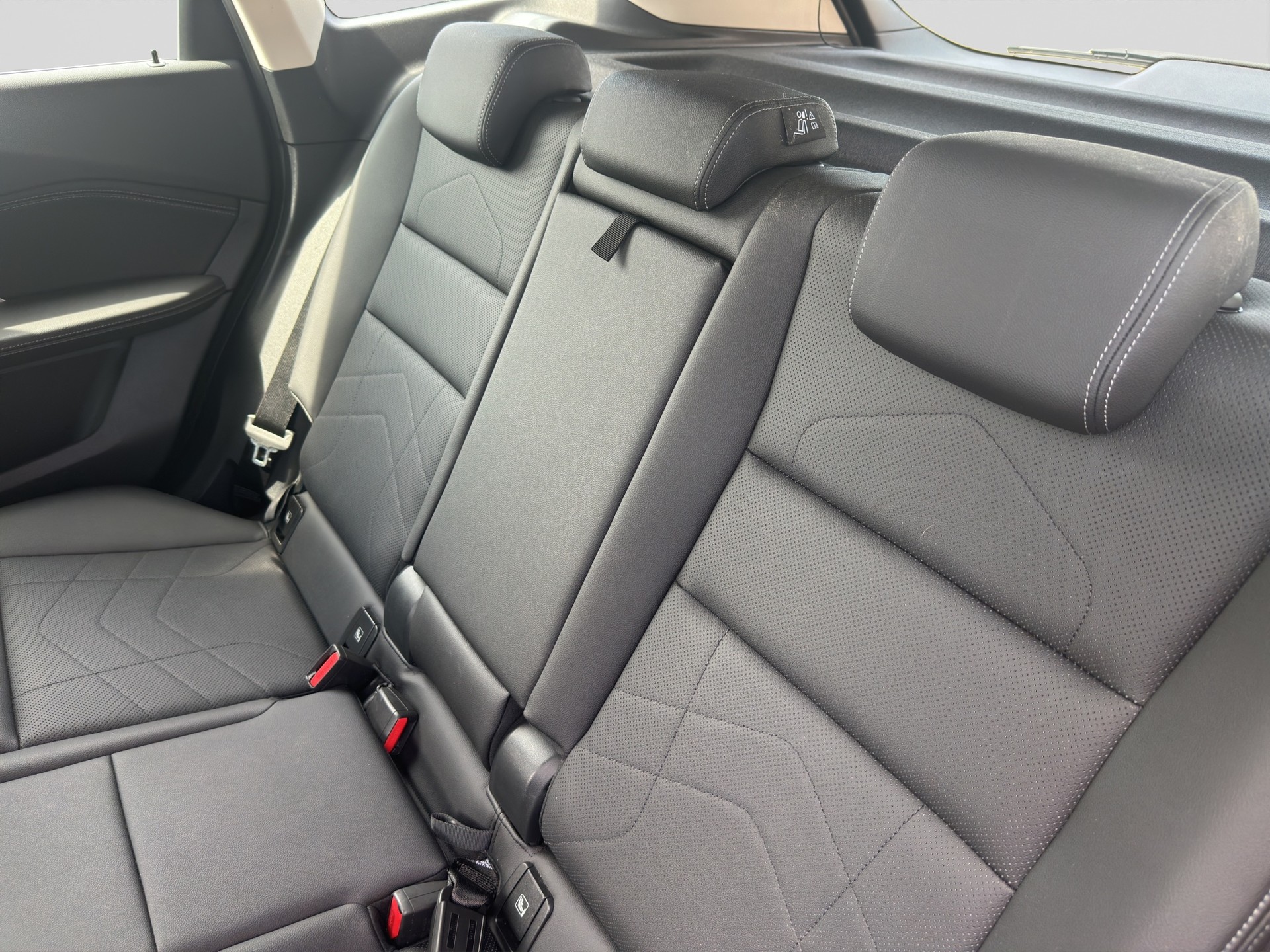 BMW X1 xDrive 23i 48V xLine-image-8