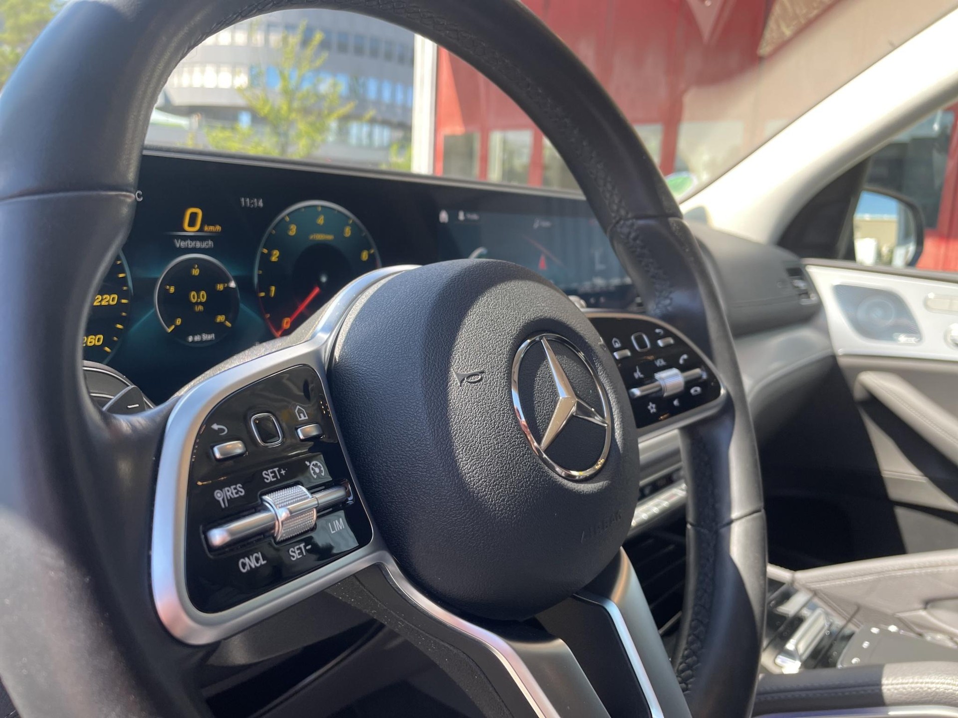 MERCEDES-BENZ GLE 450 AMG Line 4matic-image-19