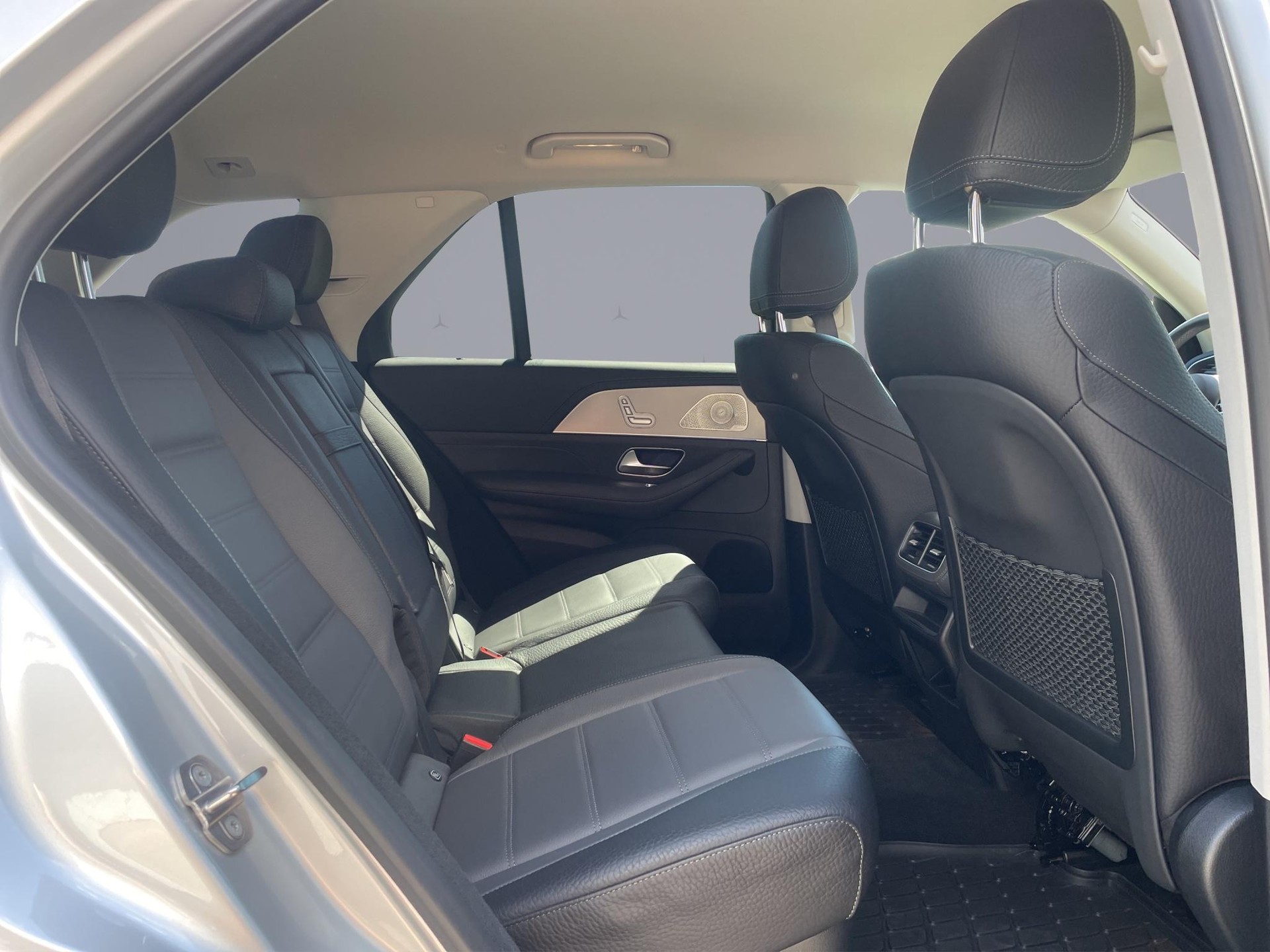 MERCEDES-BENZ GLE 450 AMG Line 4matic-image-17