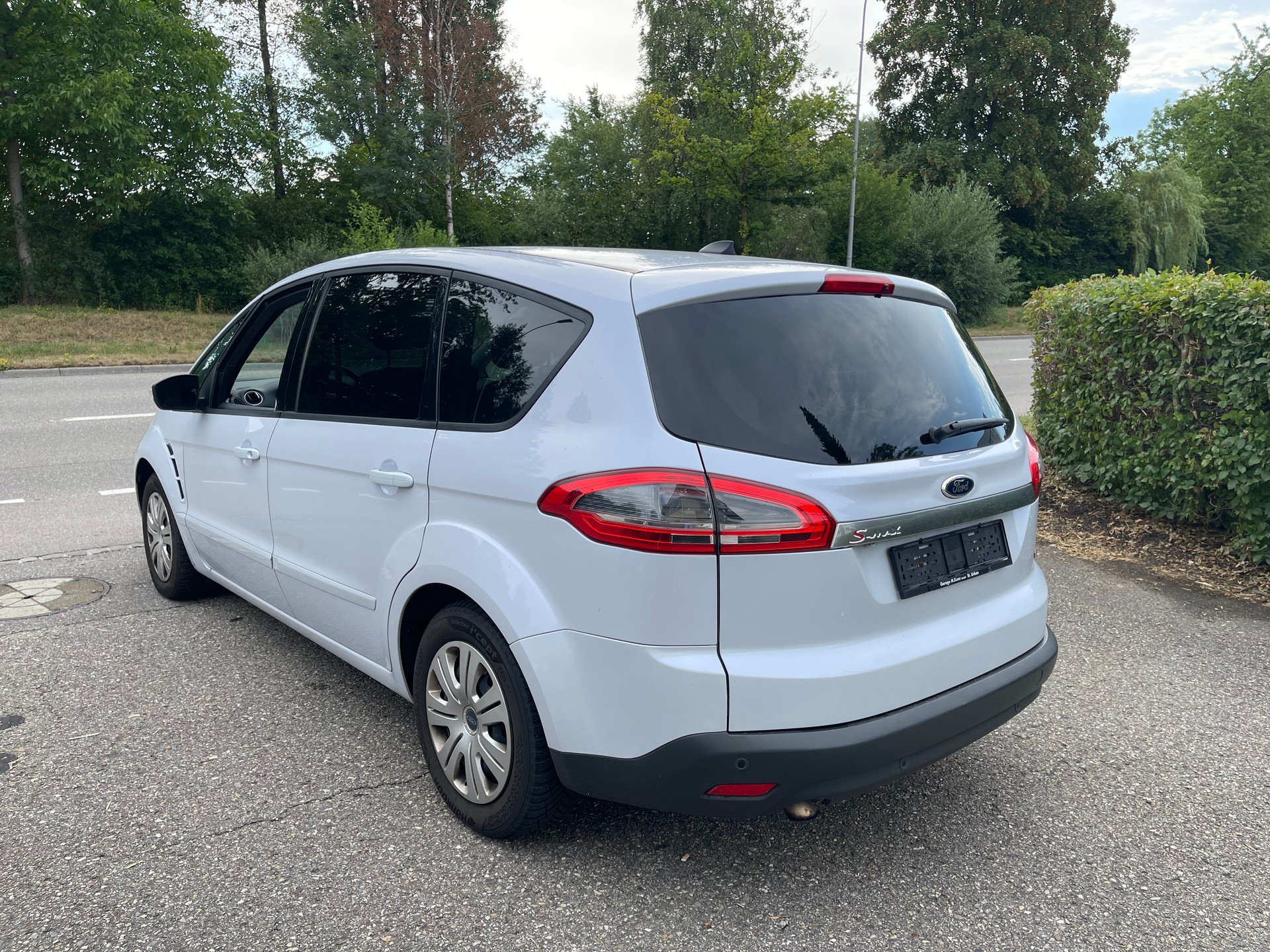 FORD S-Max 1.6 SCTi Family Edition-image-2