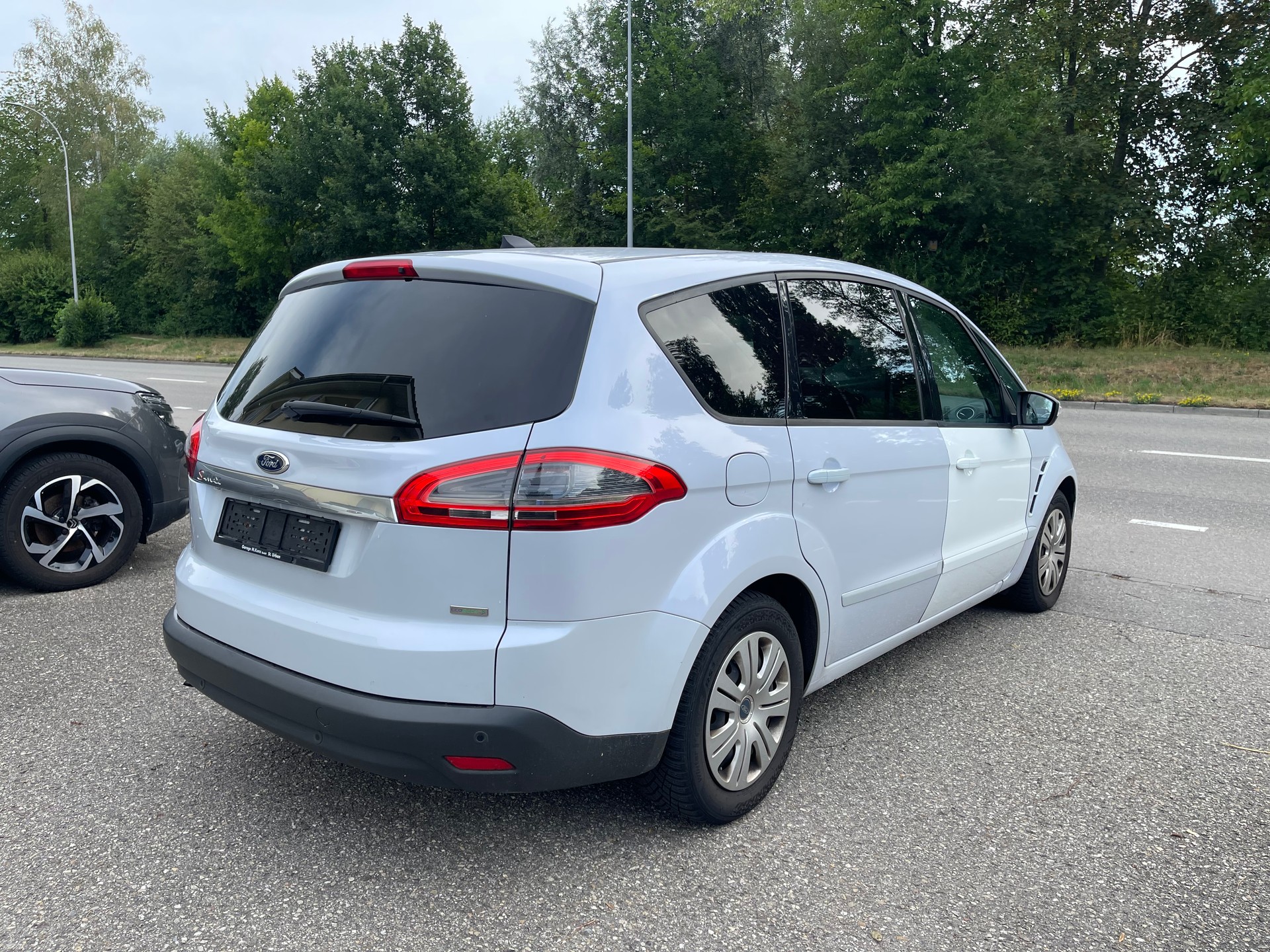 FORD S-Max 1.6 SCTi Family Edition-image-4