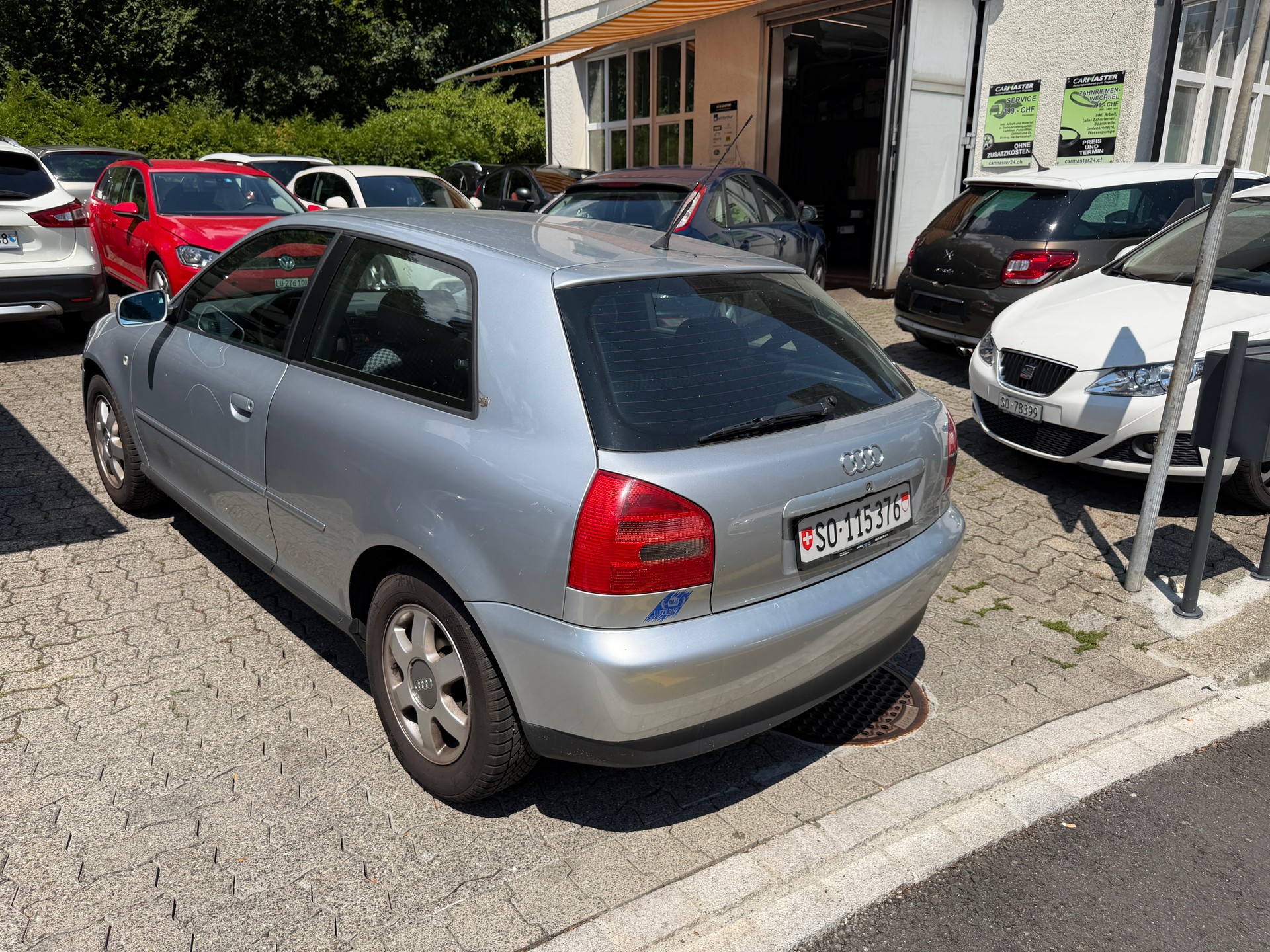 AUDI A3 1.8 T Attraction mit Garantieoptionen-image-5