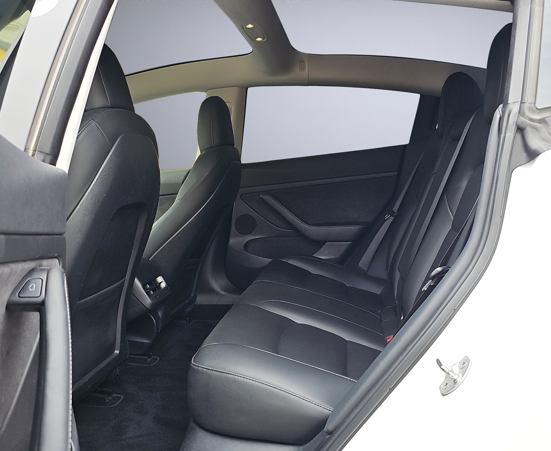 TESLA Model 3 Long Range Dual Motor AWD-image-7