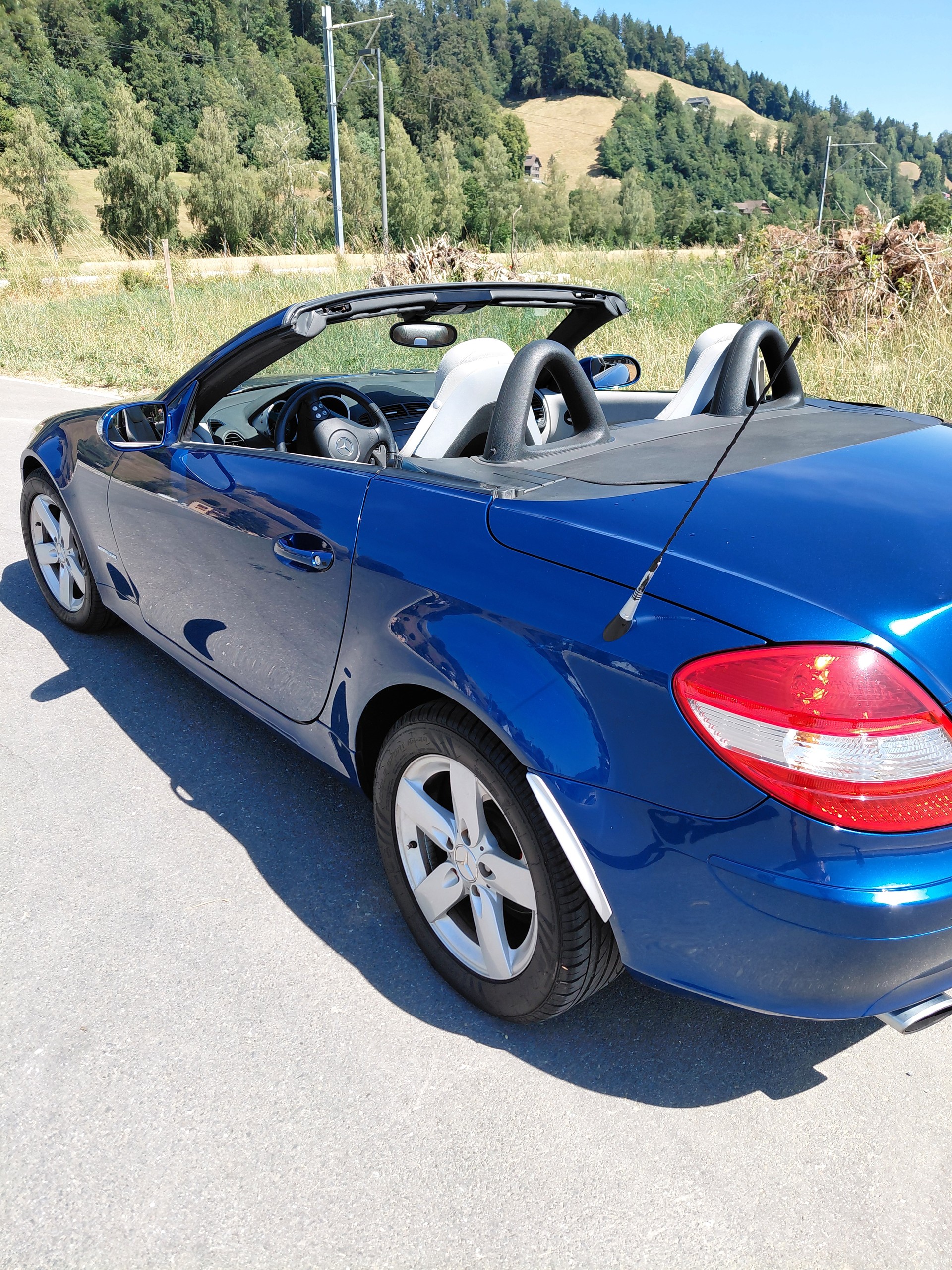 MERCEDES-BENZ SLK 200-image-0