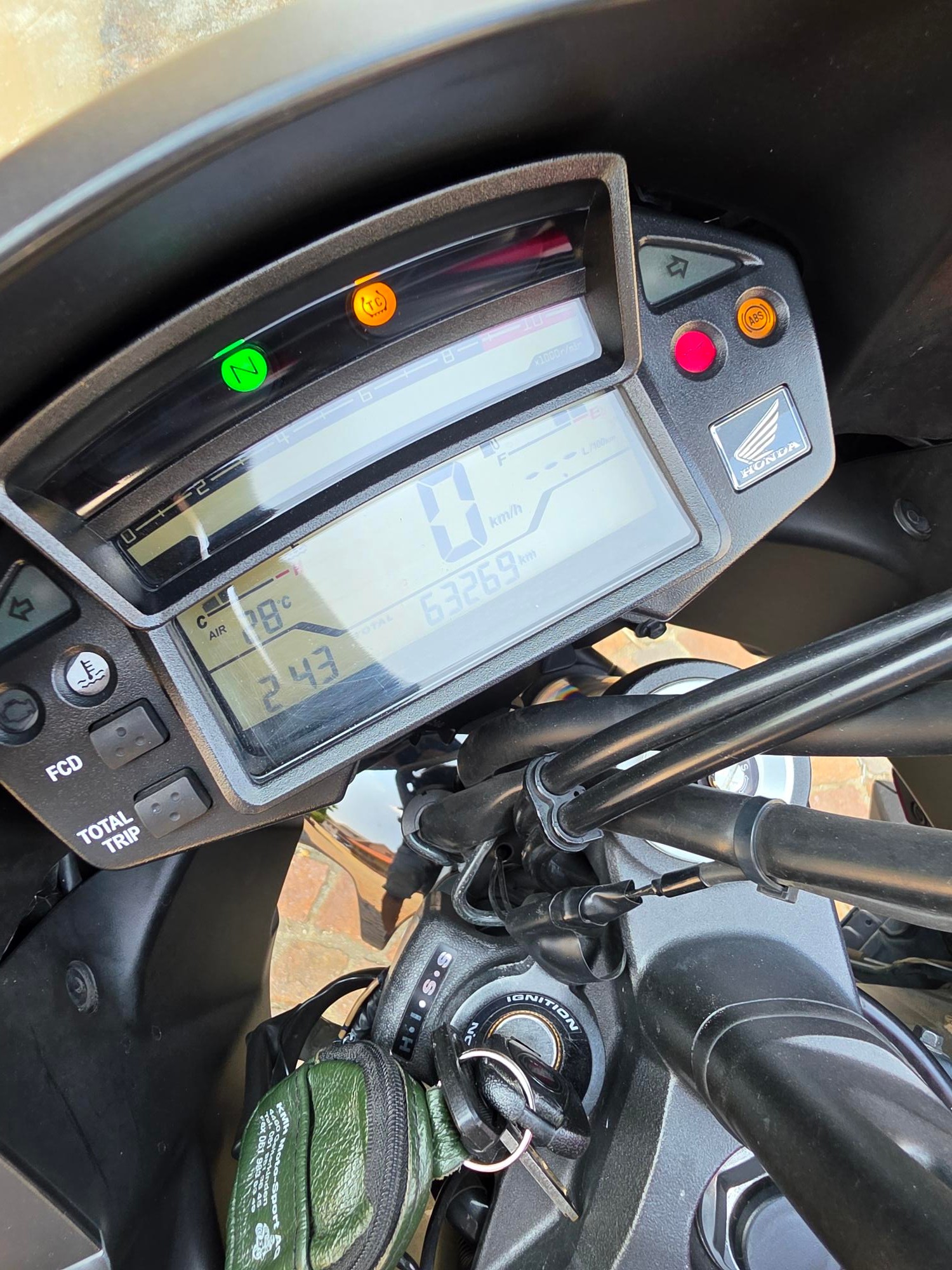 HONDA VFR 1200 X DTC-image-6