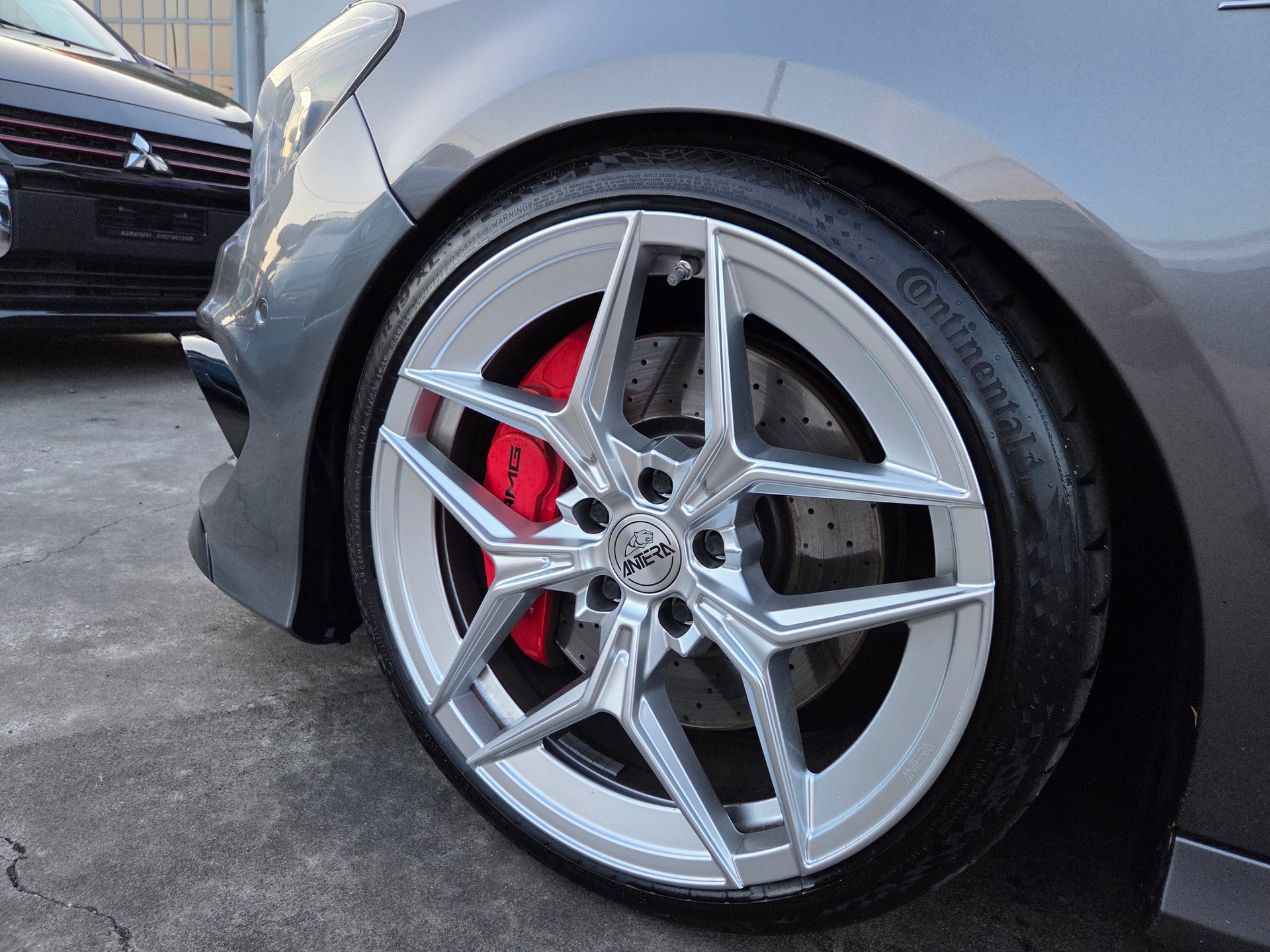 MERCEDES-BENZ CLA Shooting Brake 45 AMG 4Matic Speedshift-image-13