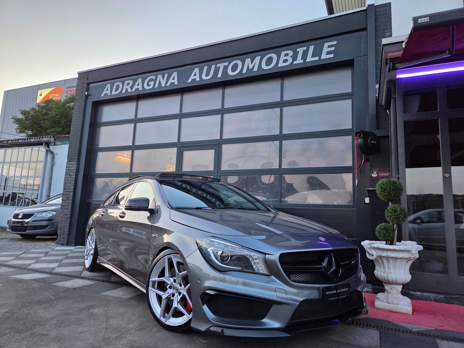 MERCEDES-BENZ CLA Shooting Brake 45 AMG 4Matic Speedshift