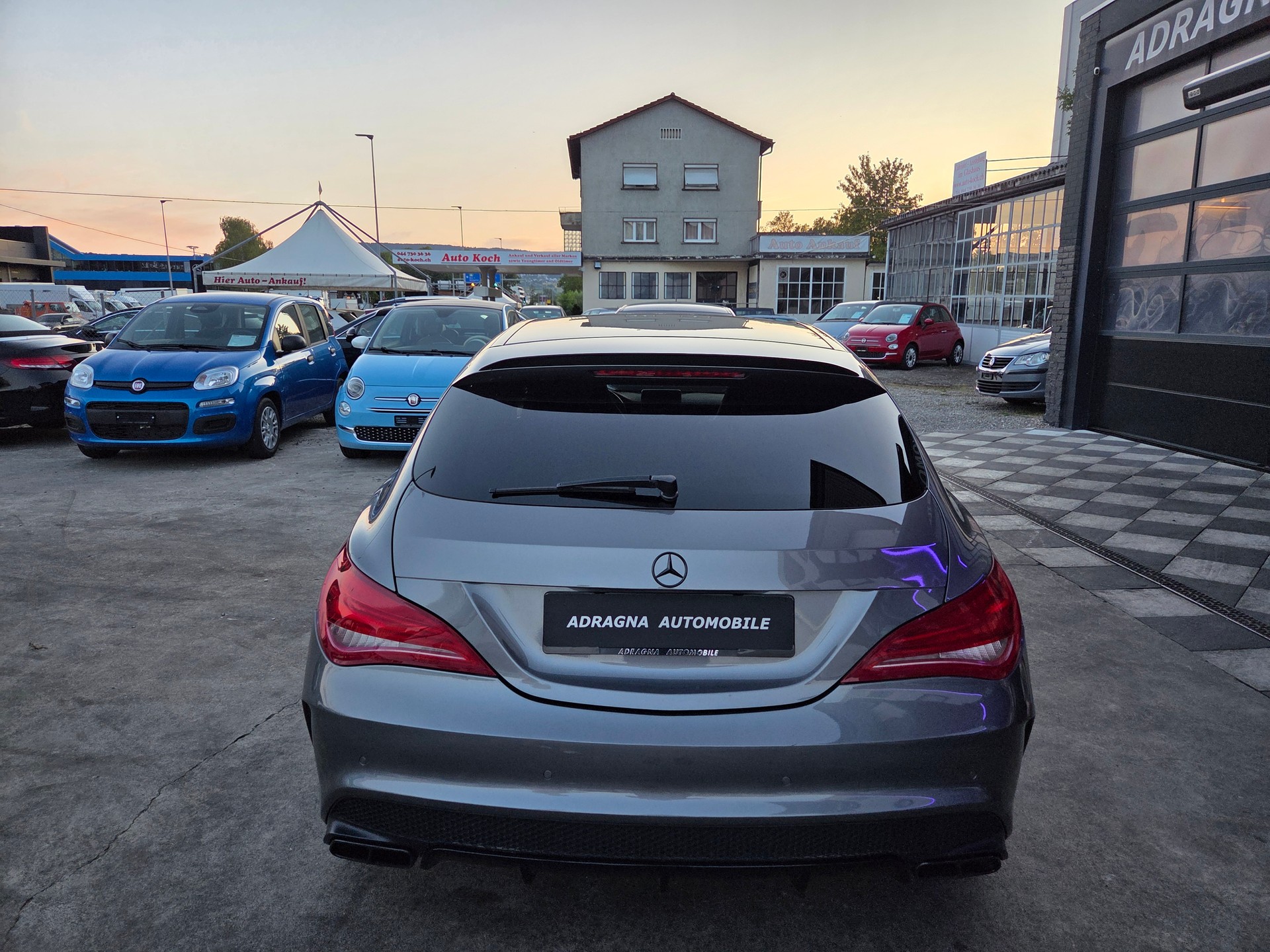 MERCEDES-BENZ CLA Shooting Brake 45 AMG 4Matic Speedshift-image-6
