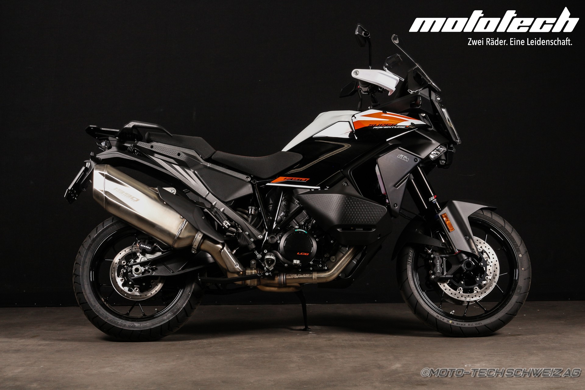 KTM 1390 Super Adventure S EVO-showroom-element-1