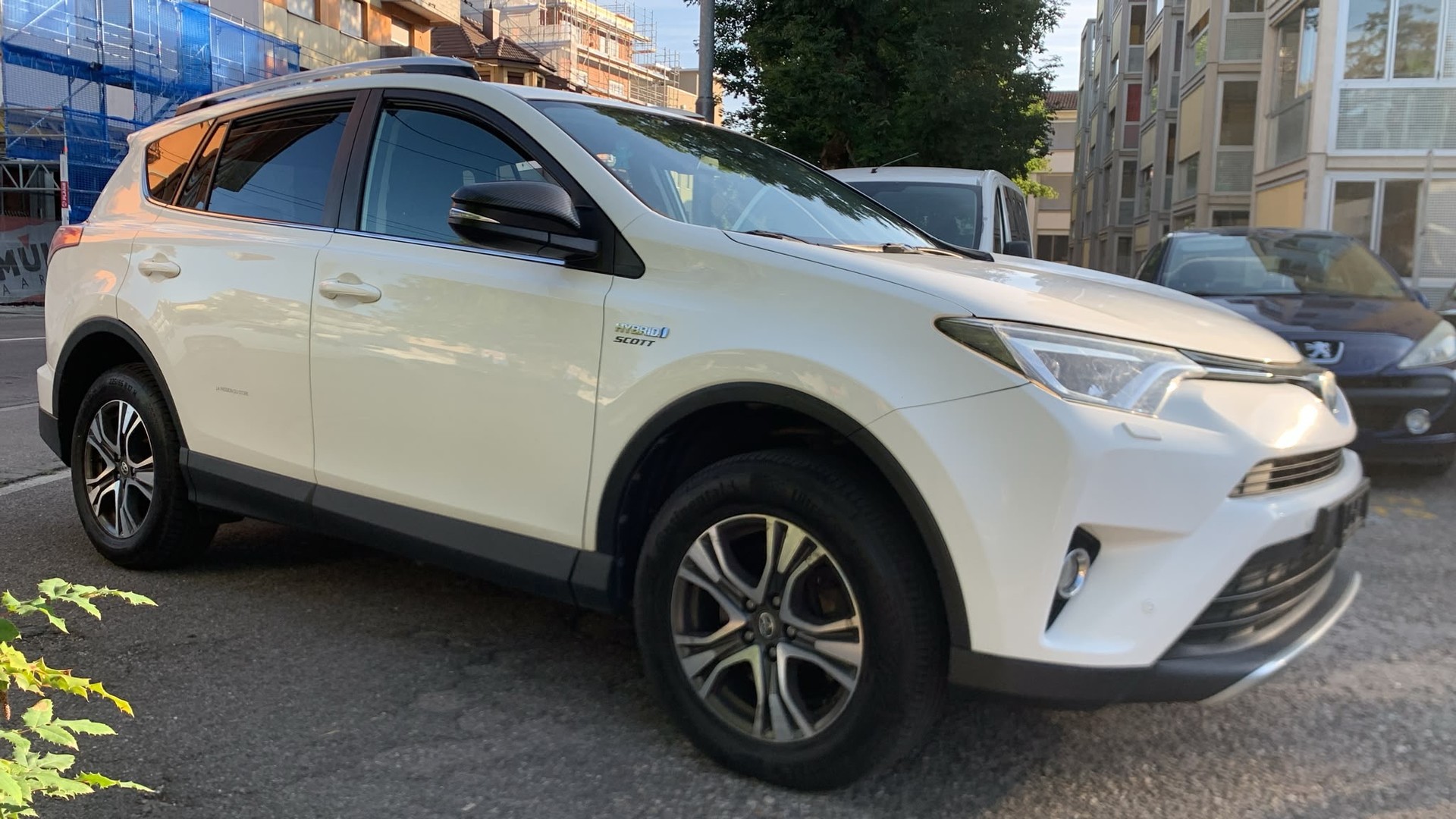 TOYOTA RAV-4 2.5 HSD Trend e-CVT-image-2
