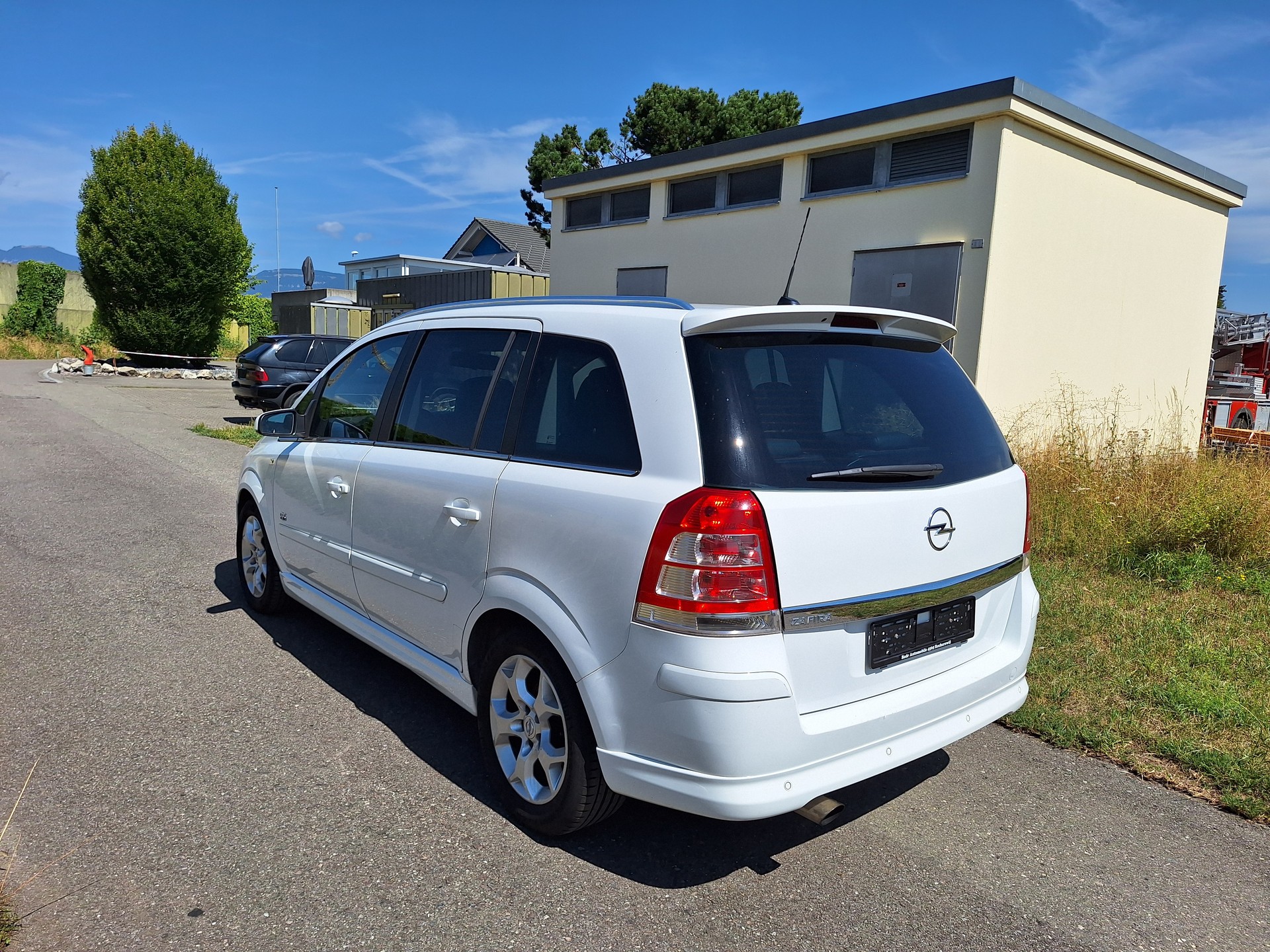 OPEL Zafira 2.2i 16V Edition Automatic-image-5