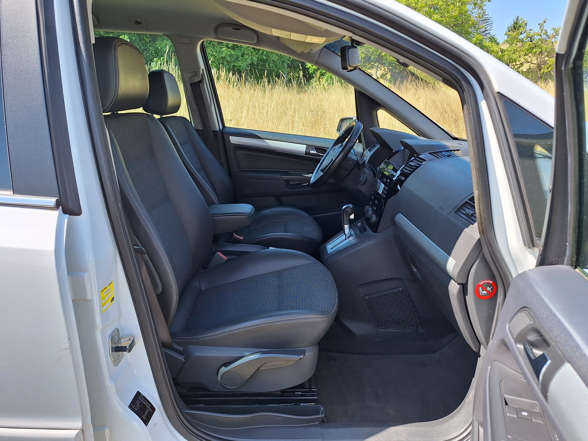 OPEL Zafira 2.2i 16V Edition Automatic-image-7