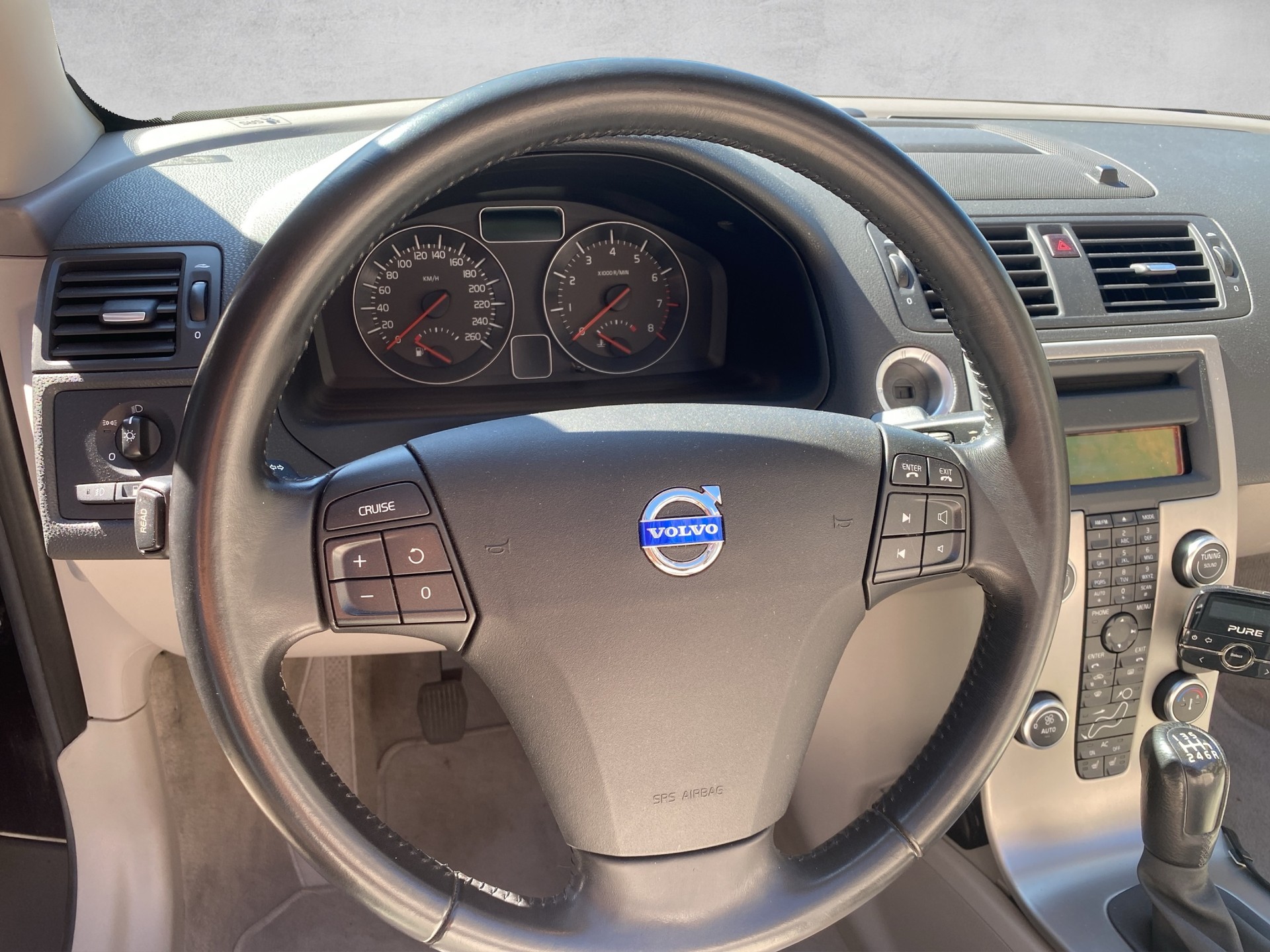 VOLVO C70 T5 Summum-image-7