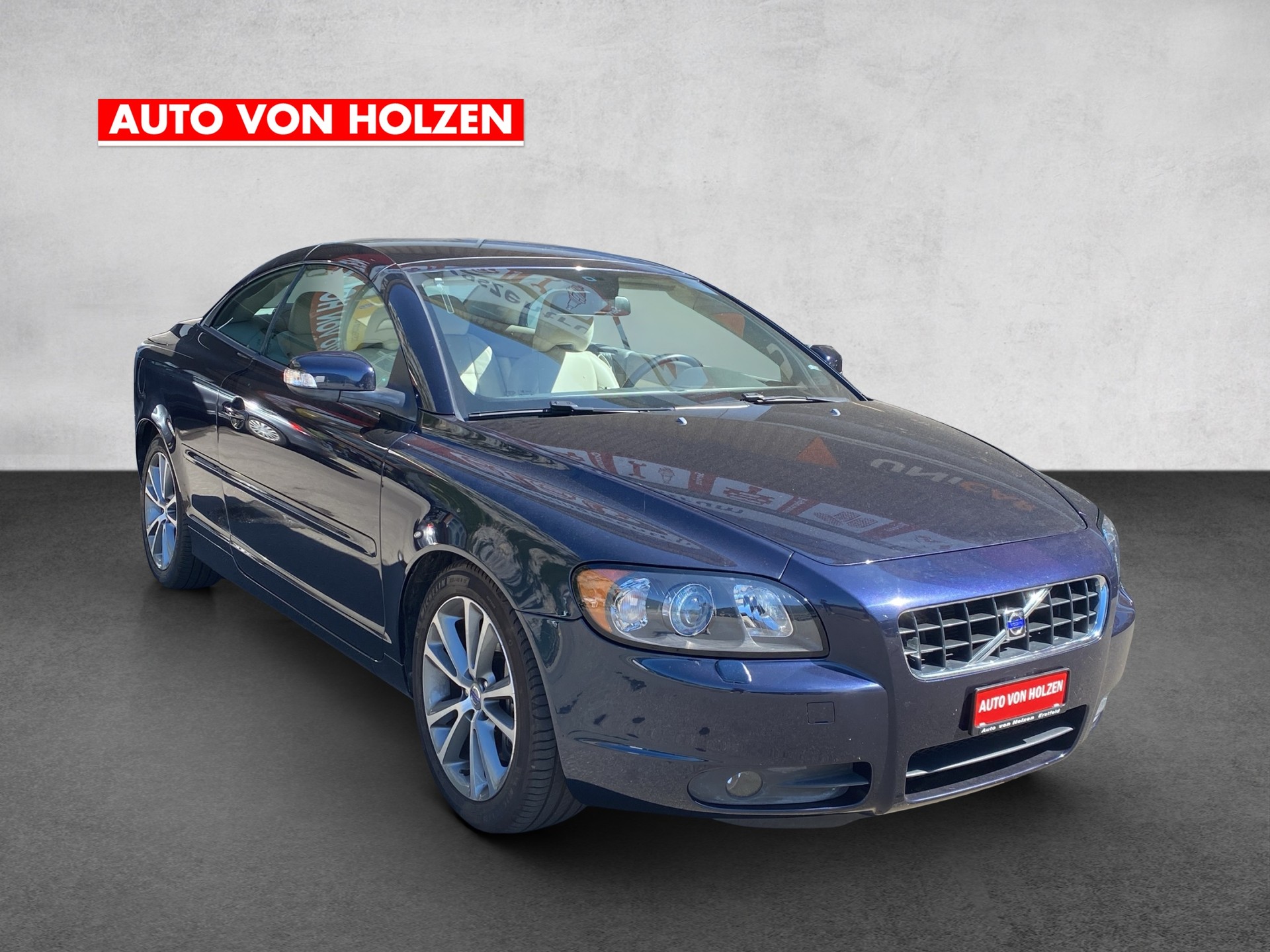 VOLVO C70 T5 Summum-image-3