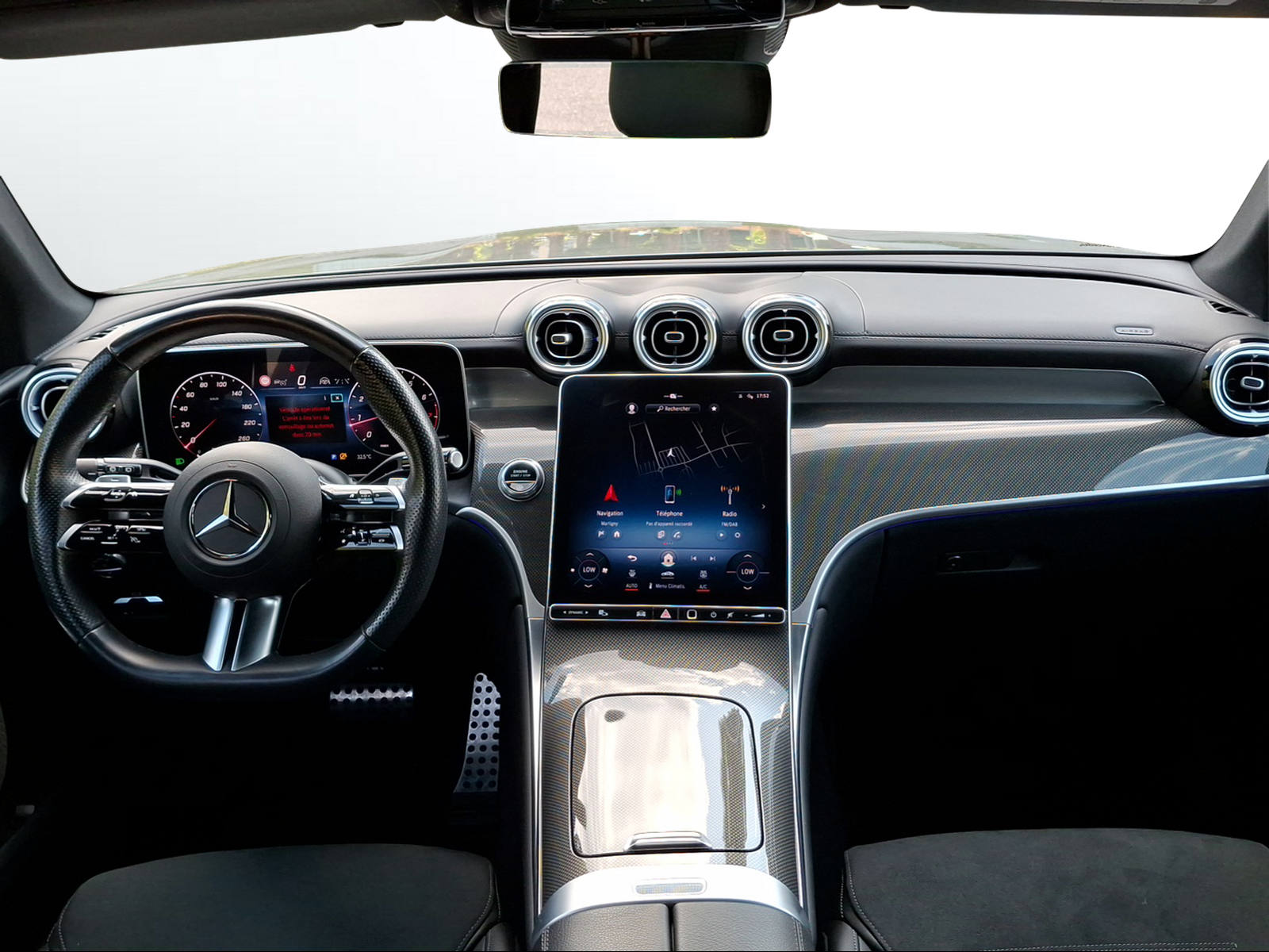 MERCEDES-BENZ GLC 300 4Matic AMG Line 9G-Tronic-image-7