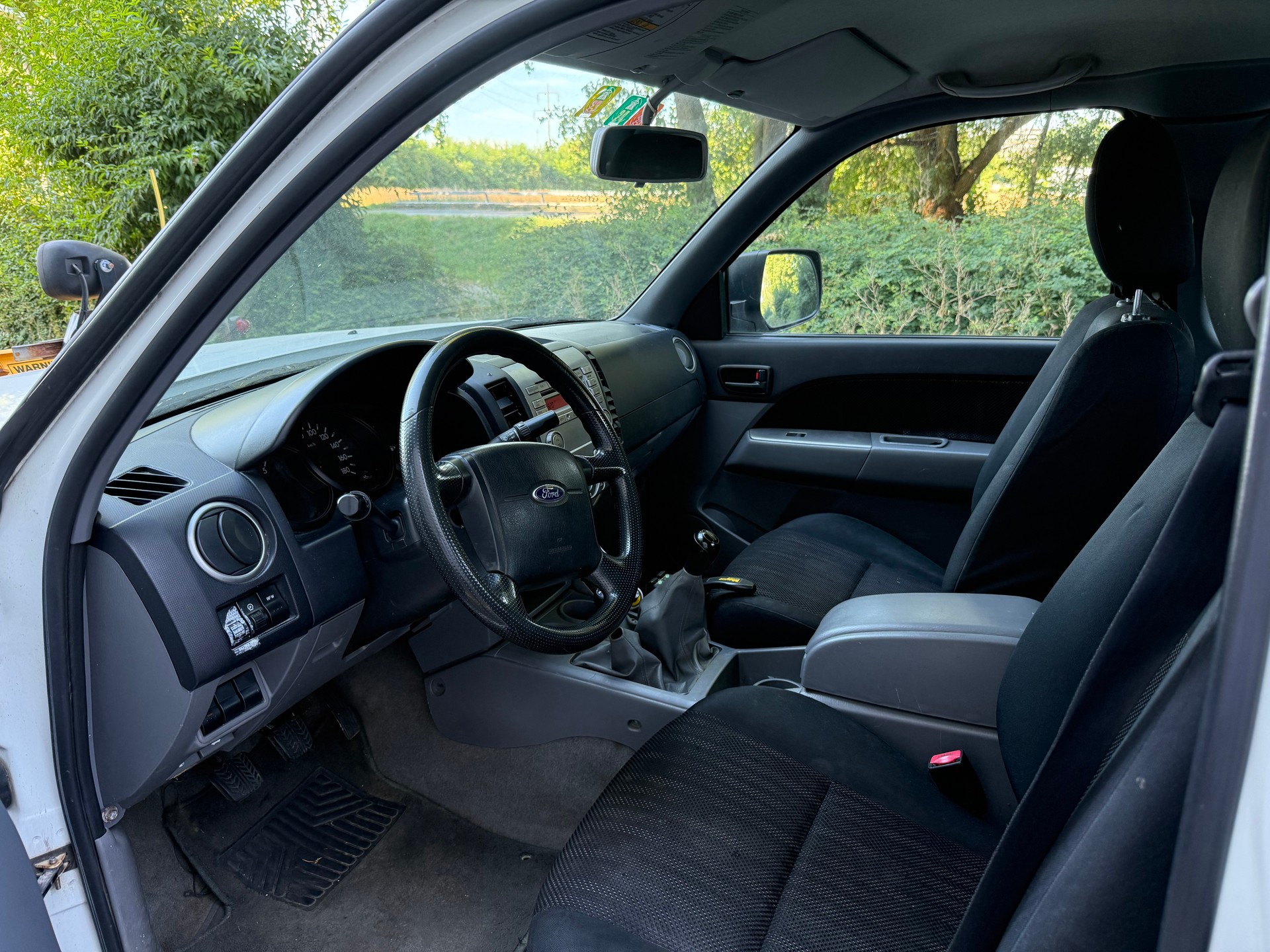FORD Ranger XL 2.5 TDCi 4x4-image-9
