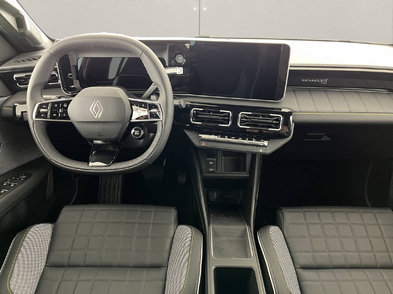 RENAULT R4 E-Tech Comfort Range iconic-image-8