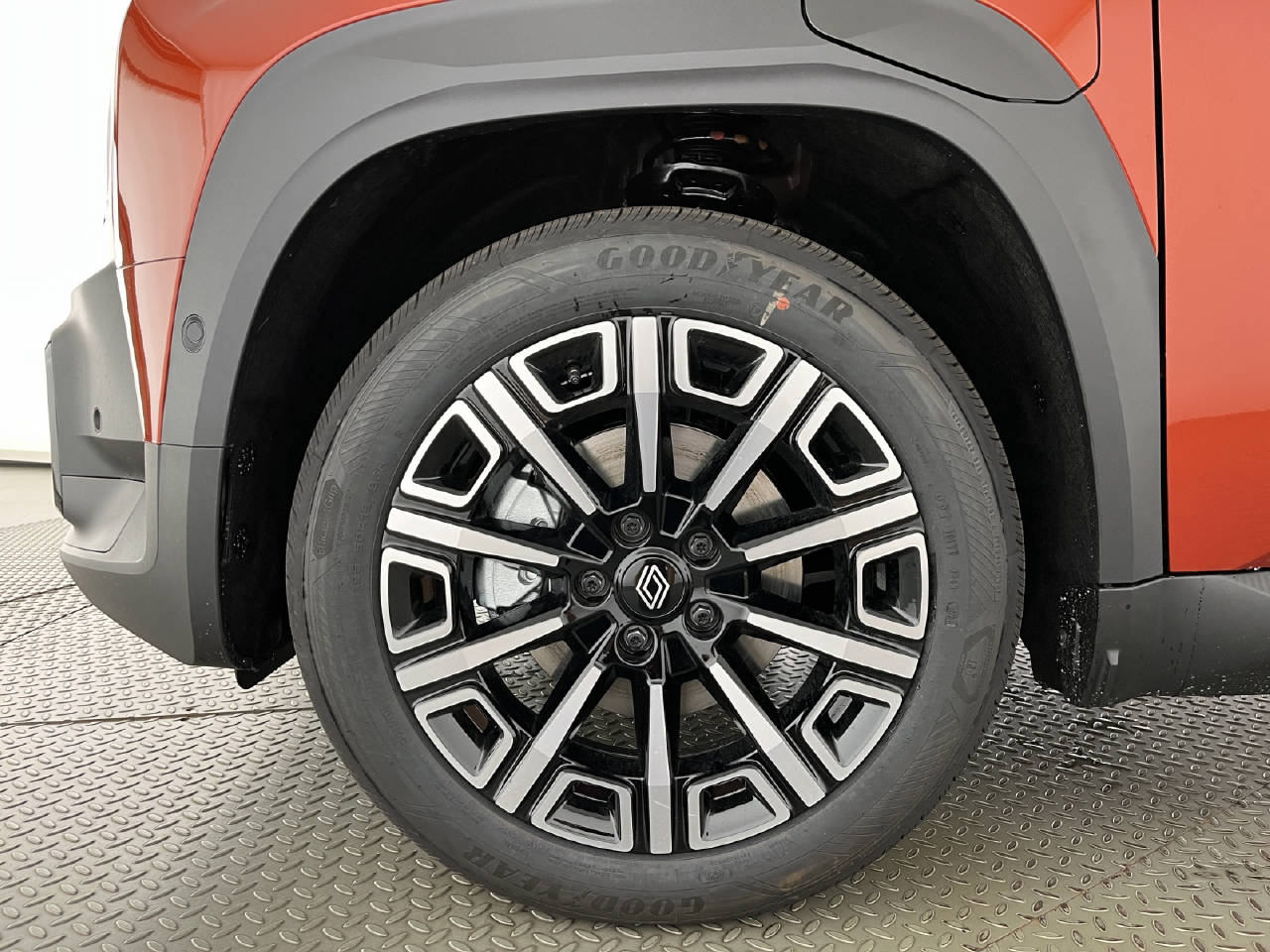 RENAULT R4 E-Tech Comfort Range iconic-image-5