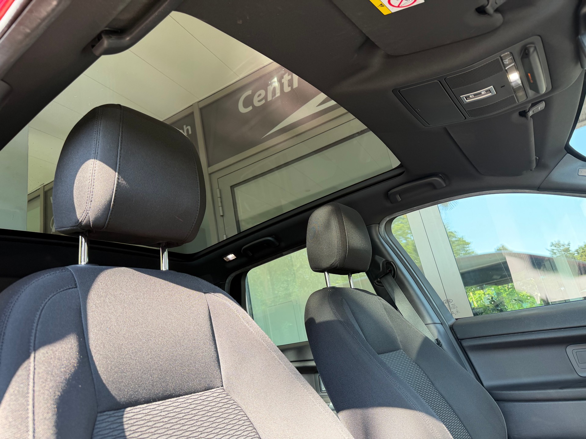 LAND ROVER Discovery Sport 2.0 TD4 Pure-image-6