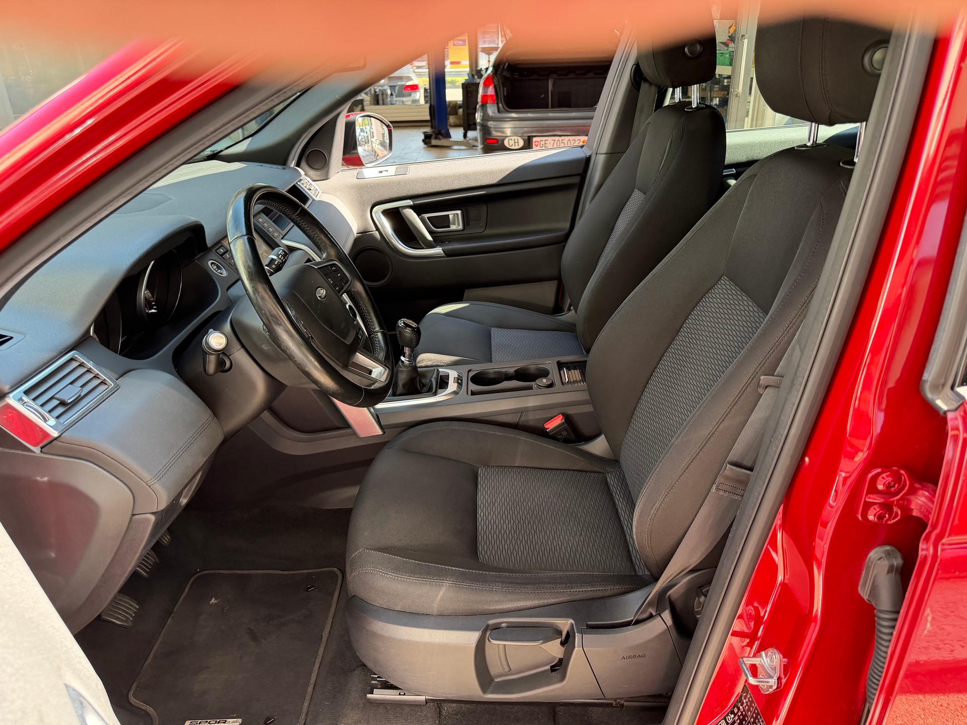 LAND ROVER Discovery Sport 2.0 TD4 Pure-image-7