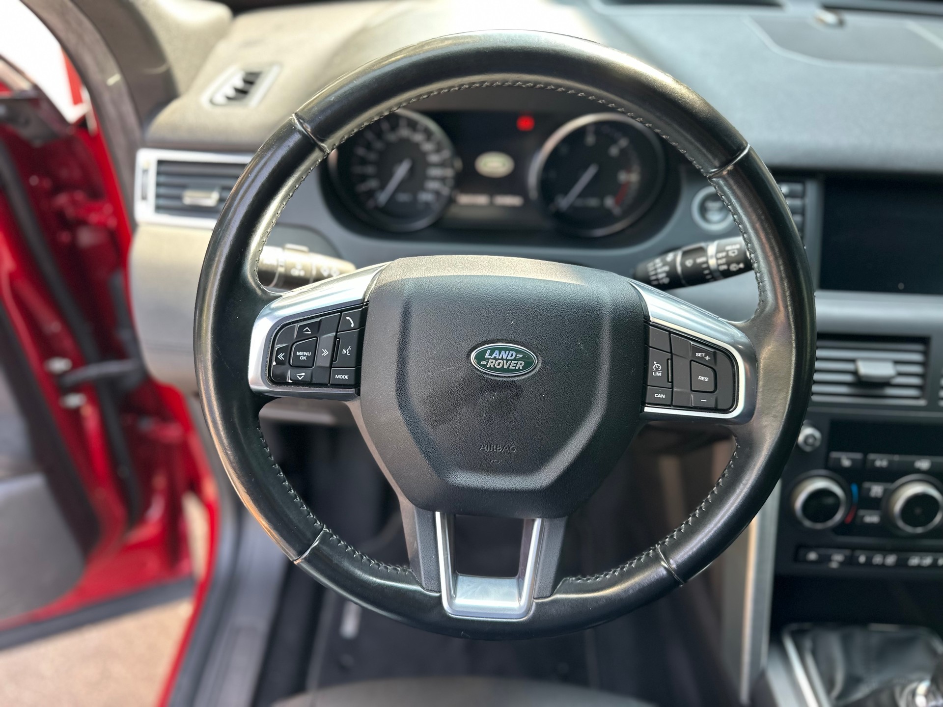 LAND ROVER Discovery Sport 2.0 TD4 Pure-image-12